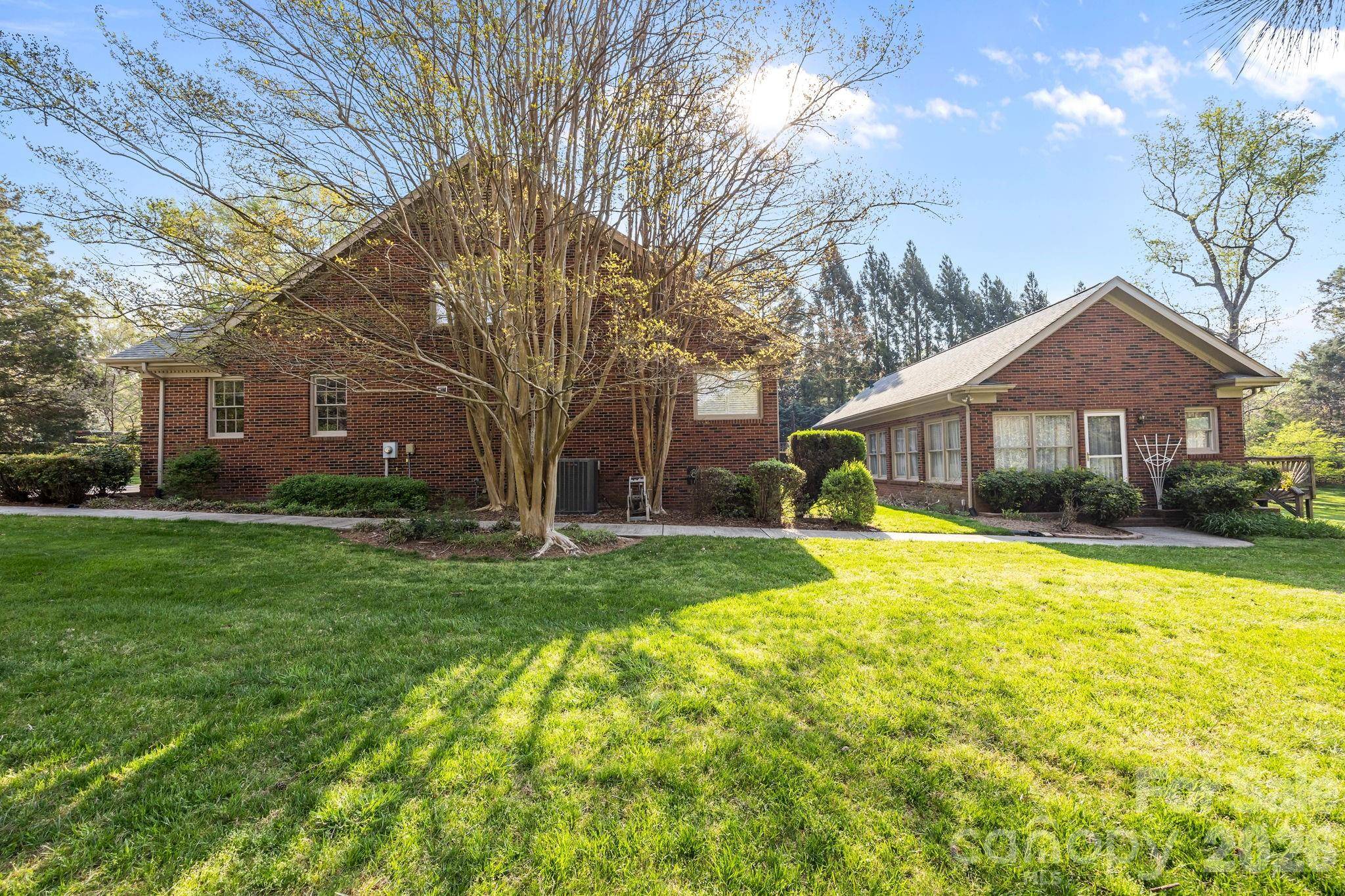 3325 Tilley Morris RD, Matthews, NC 28105