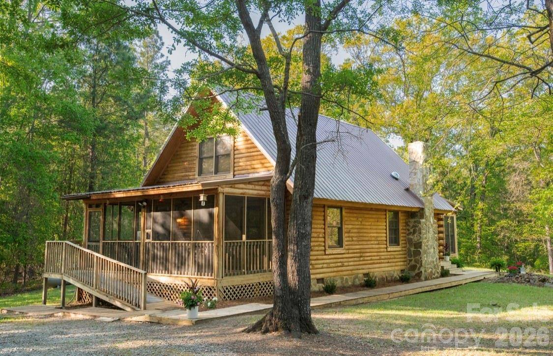 57 Club LN, Winnsboro, SC 29180