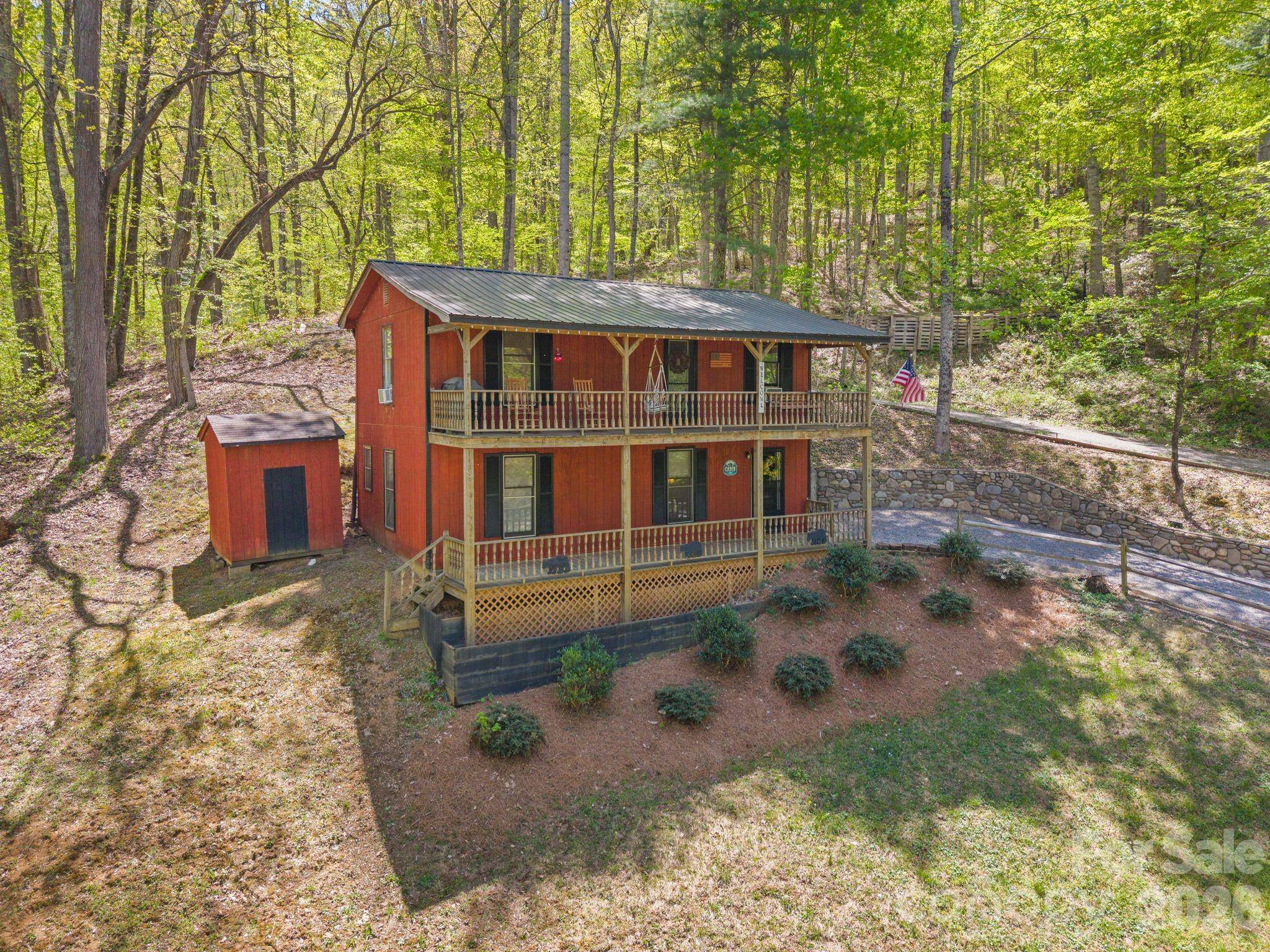 149 Greentree LN, Canton, NC 28716