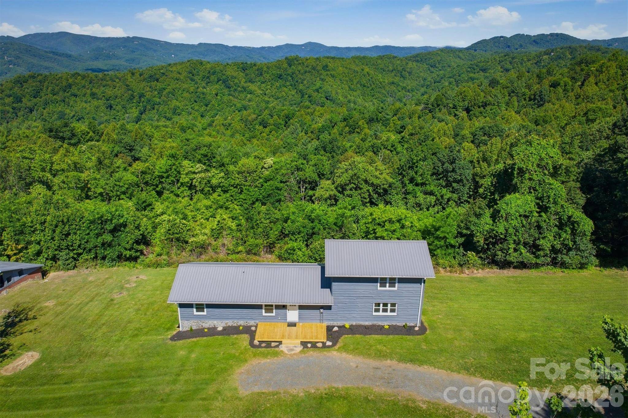 822 Windy Mountain RD, Deep Gap, NC 28618