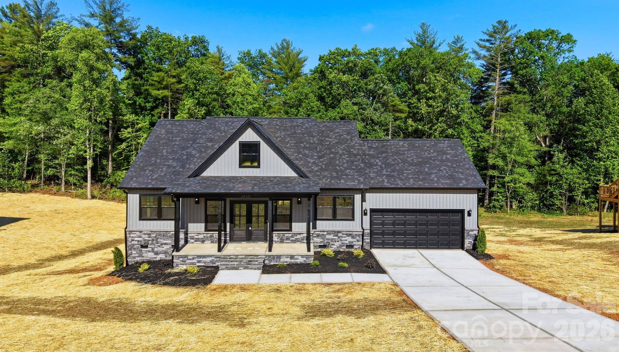 2430 Kimberly AVE, Morganton, NC 28655