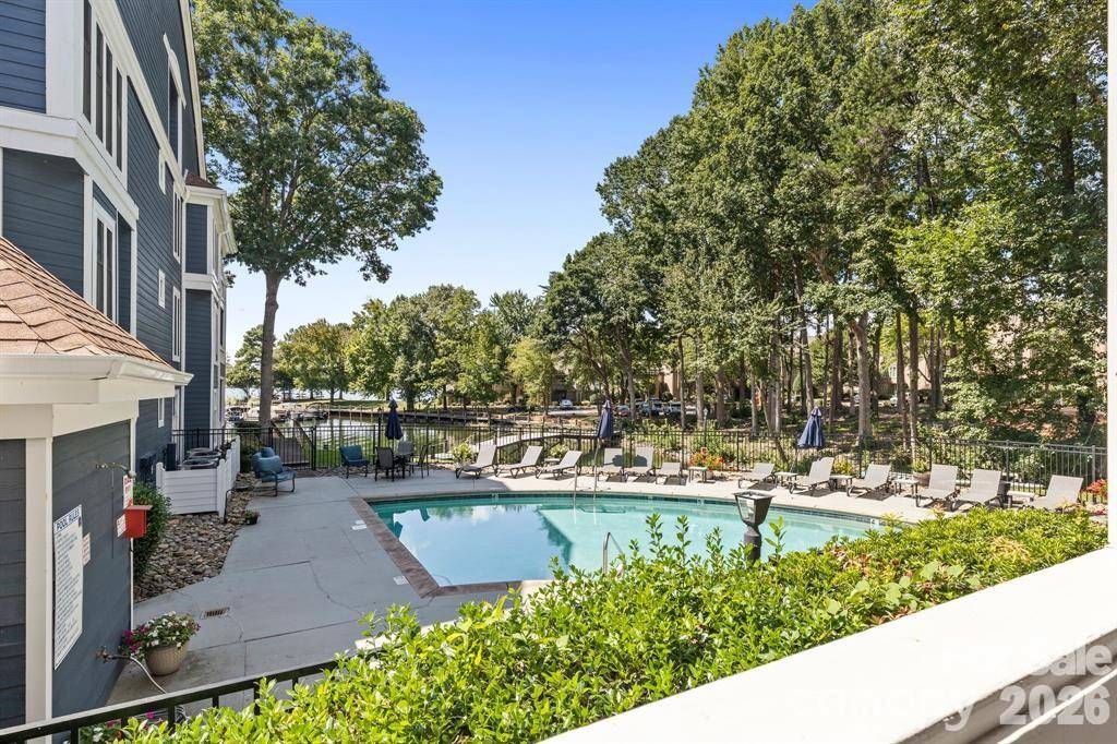 719 Southwest DR, Davidson, NC 28036