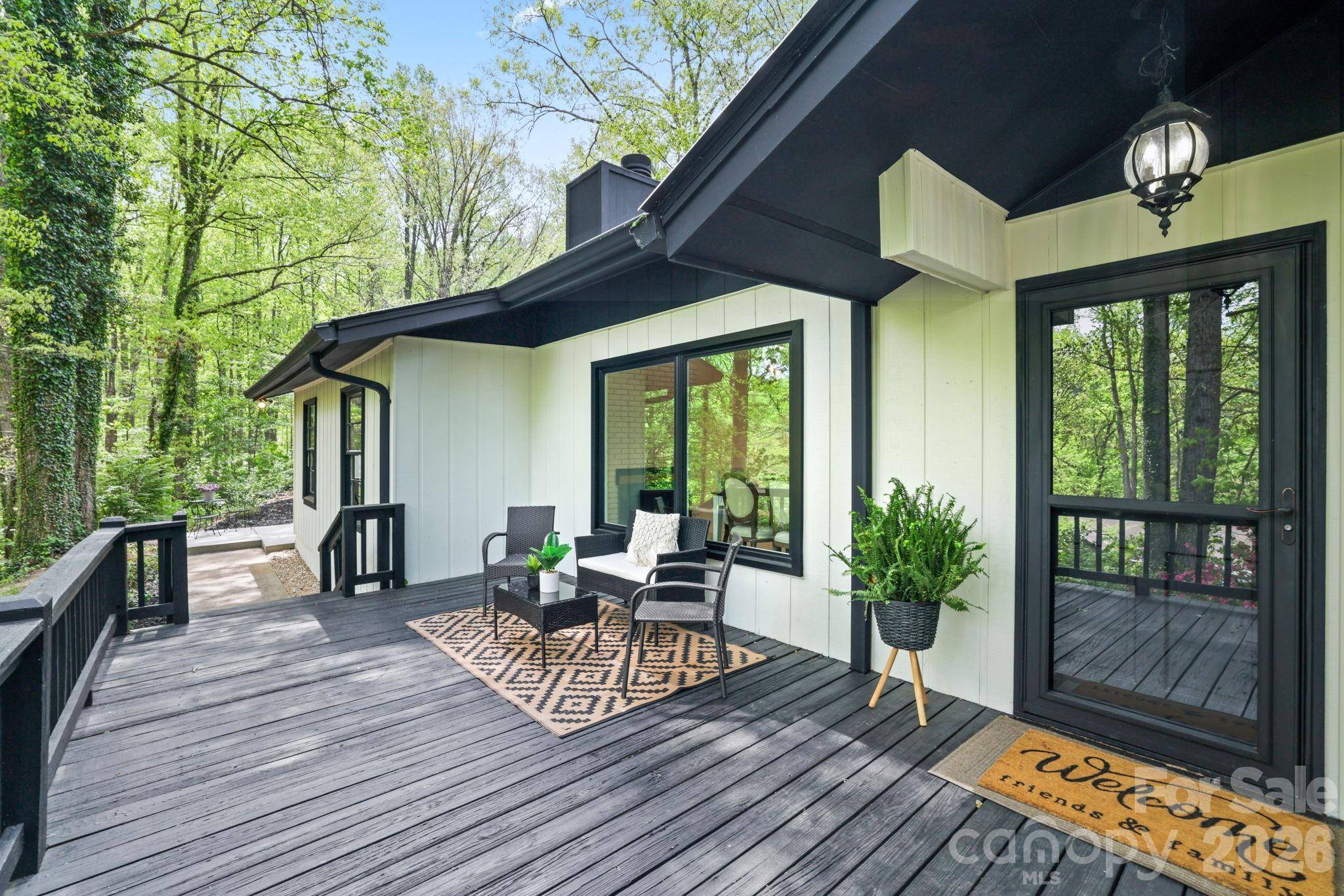 1 Virginia LN, Cullowhee, NC 28734
