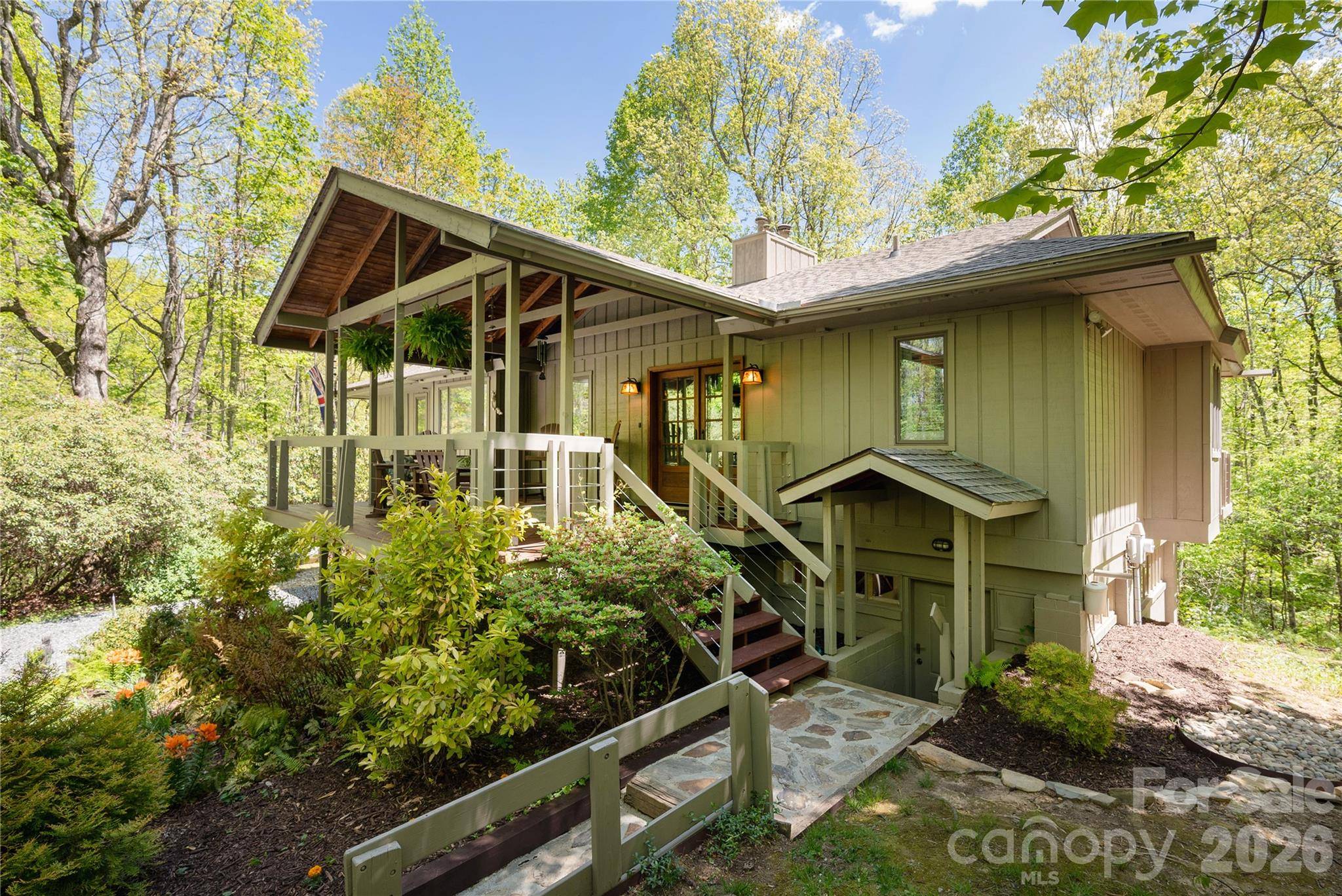 139 Panther Gap RD, Brevard, NC 28712