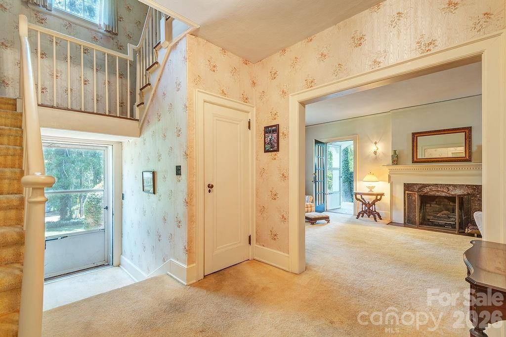 88 Bear Creek RD, Asheville, NC 28806