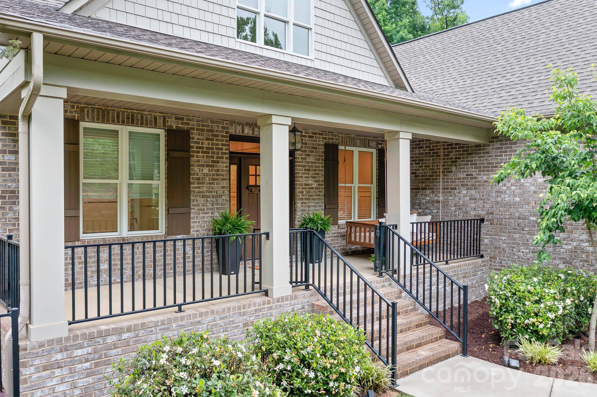 115 Buckingham Place RD, Mooresville, NC 28115