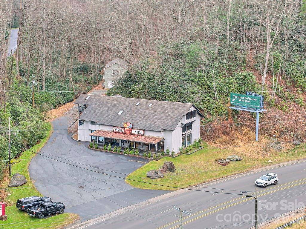3894 US Highway 321 None S, Blowing Rock, NC 28605