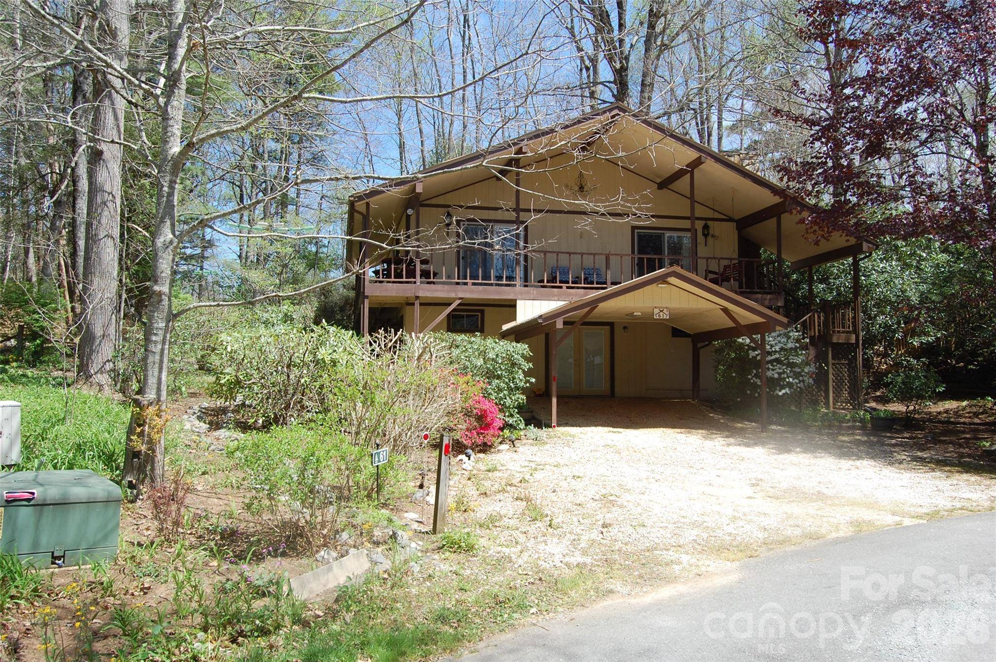 61 Dew Drop LOOP, Newland, NC 28657
