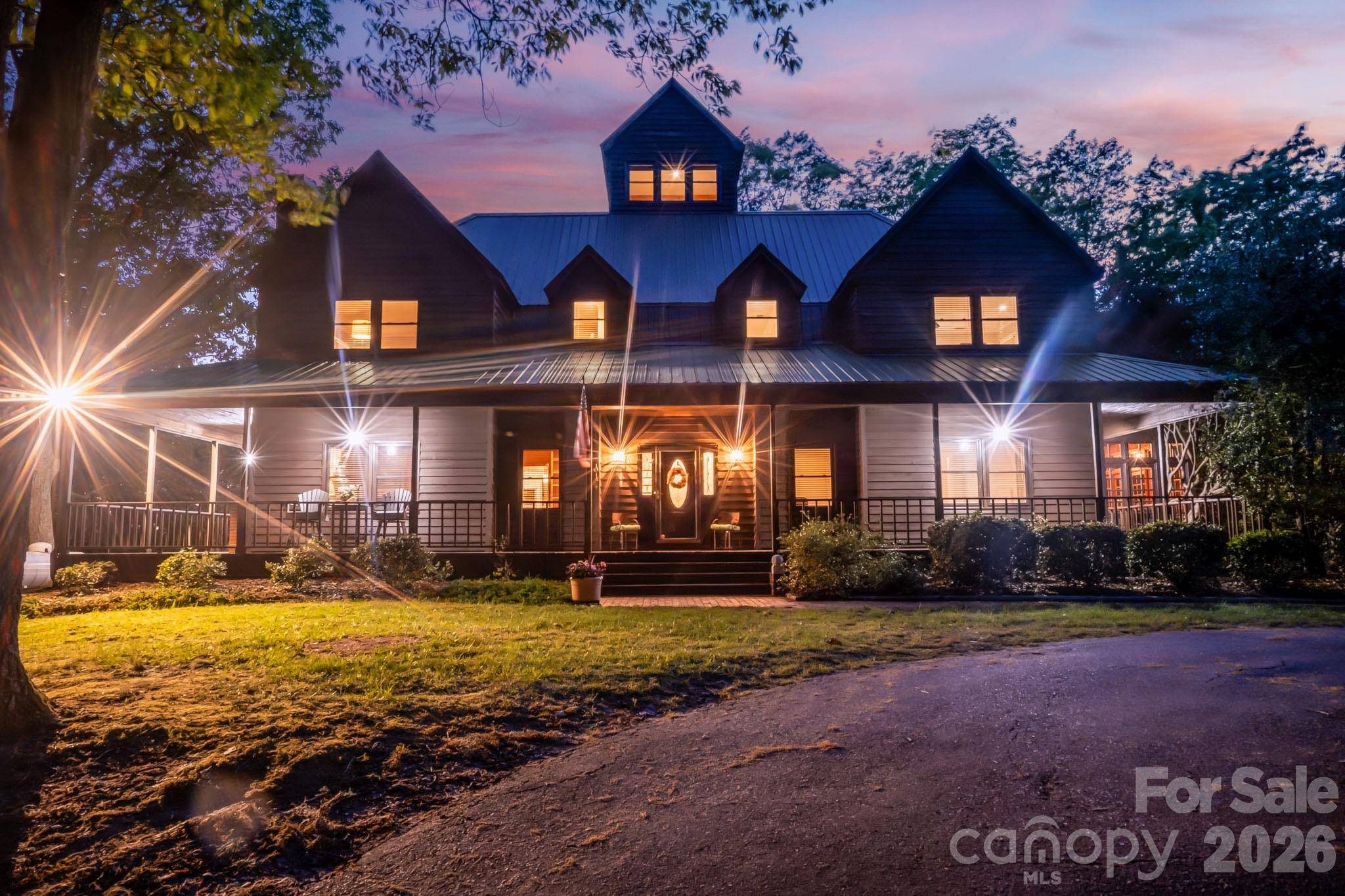 300 Cottonstone LN, Troy, NC 27371