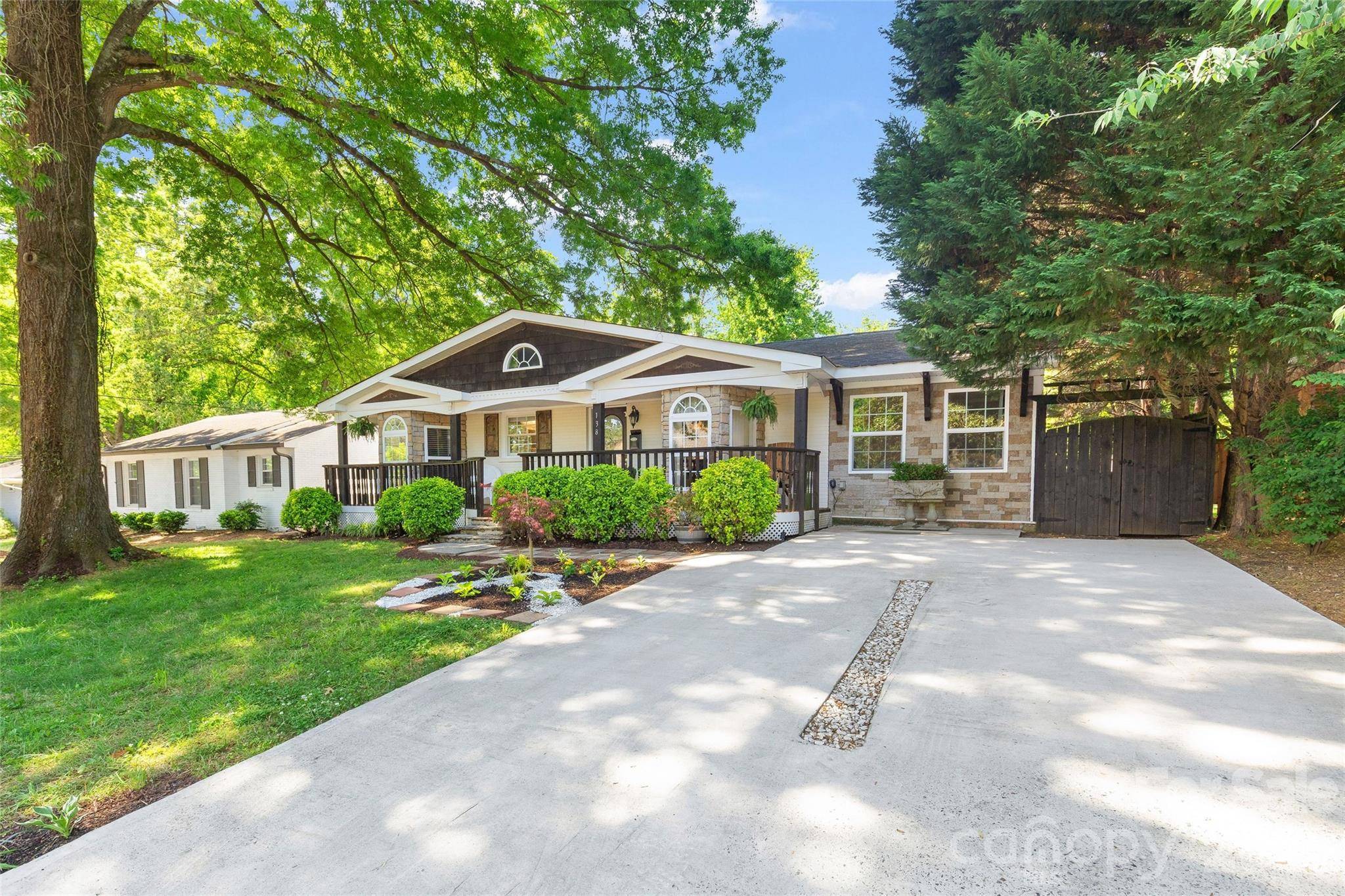 138 Wyanoke AVE, Charlotte, NC 28205