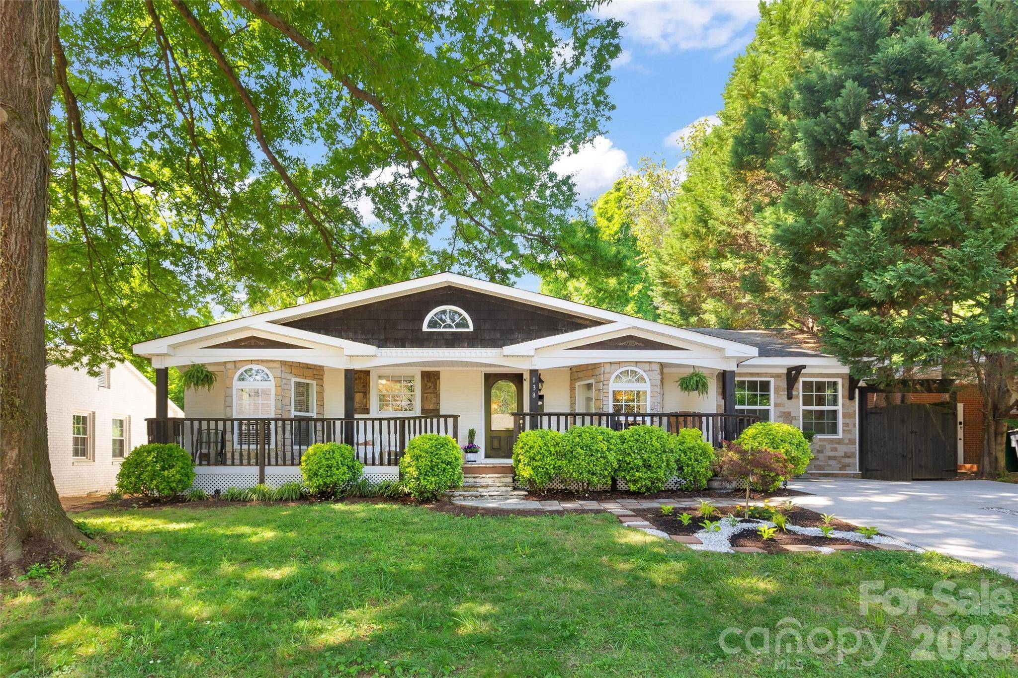 138 Wyanoke AVE, Charlotte, NC 28205
