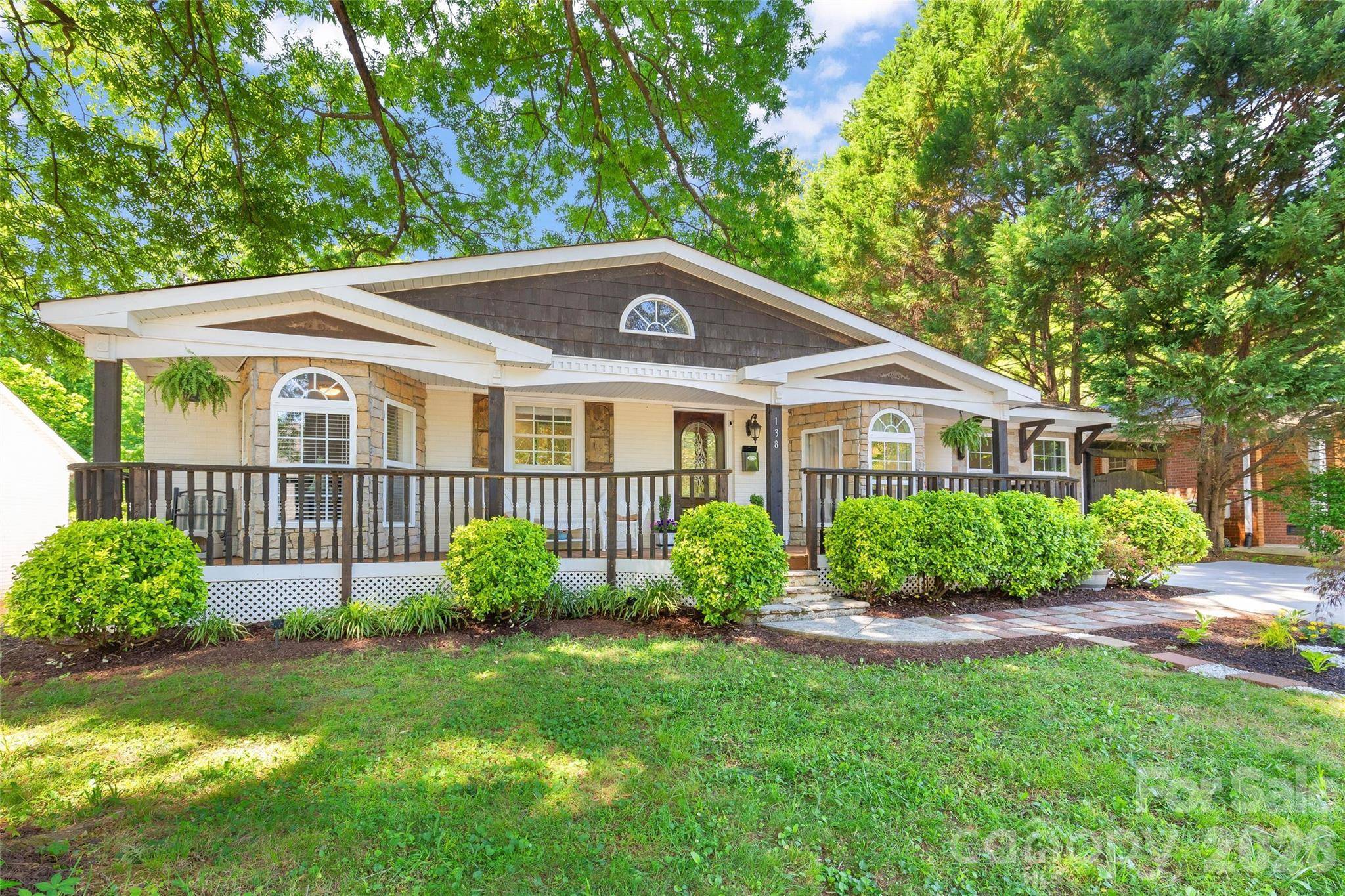 138 Wyanoke AVE, Charlotte, NC 28205