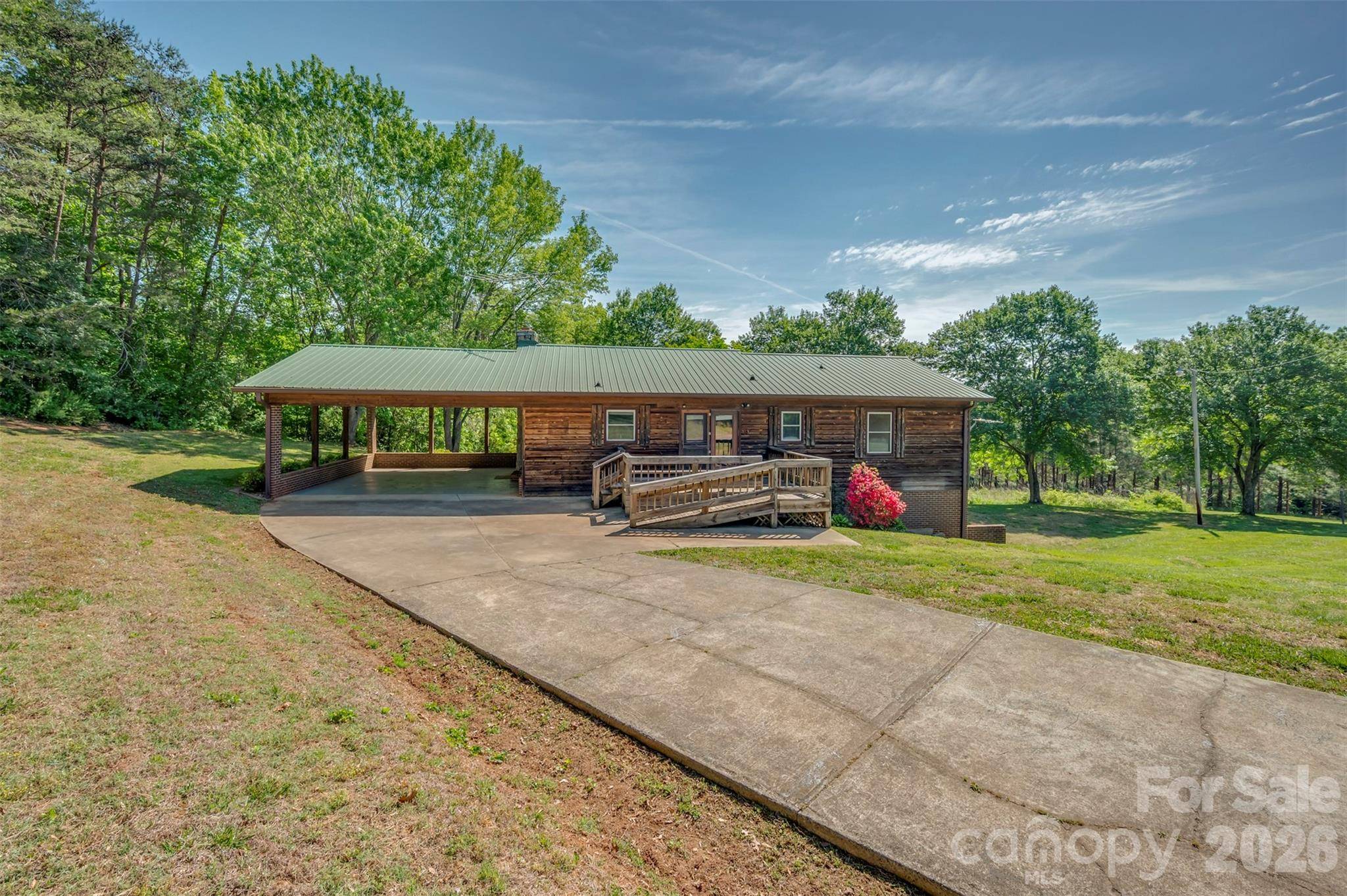 184 Clelo DR, Casar, NC 28020