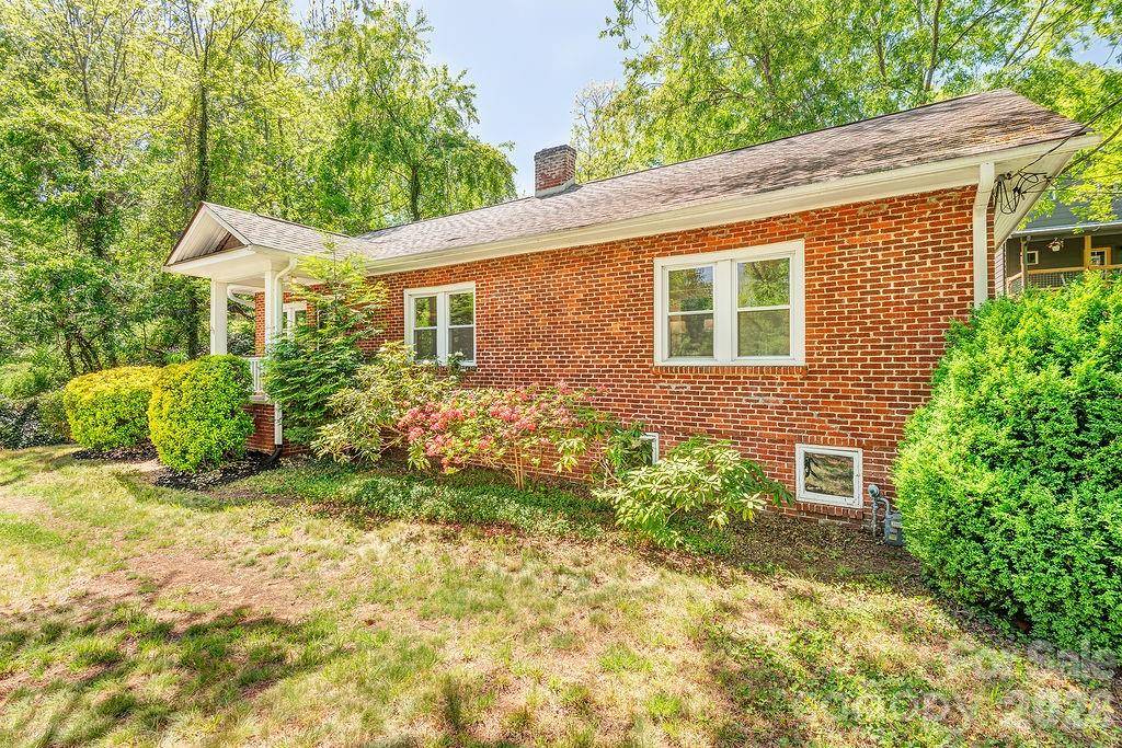 233/231 Fairfax AVE #A/B, Asheville, NC 28806