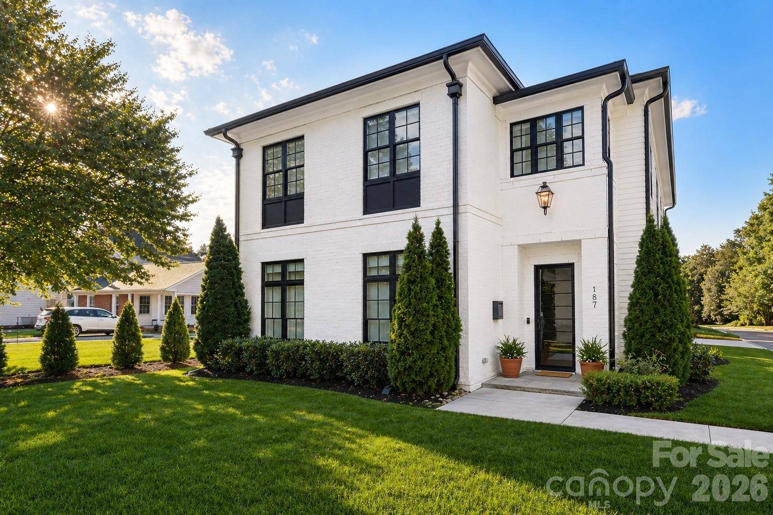 187 N Canterbury RD, Charlotte, NC 28211