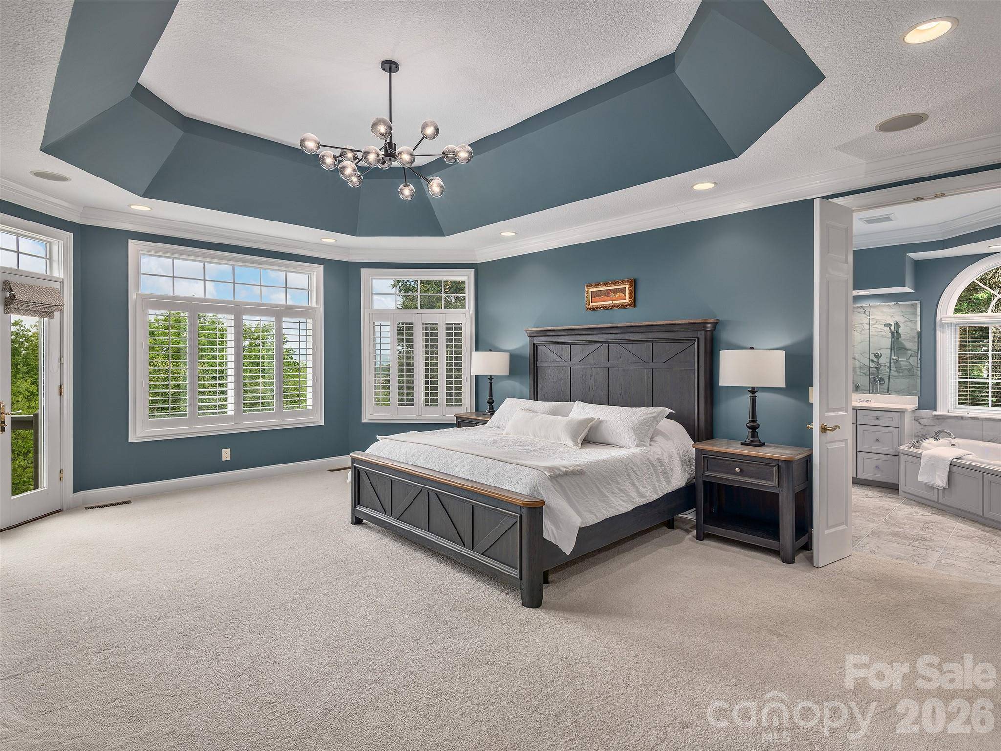 1403 Woodsong DR, Hendersonville, NC 28791