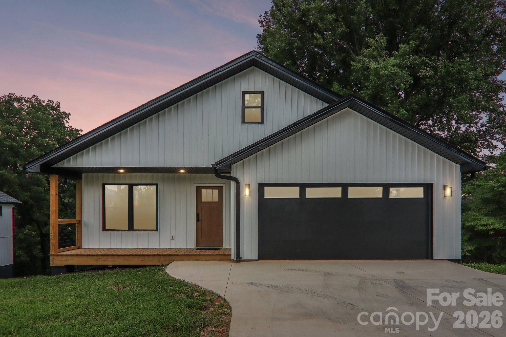 124 N Main ST, Mars Hill, NC 28754