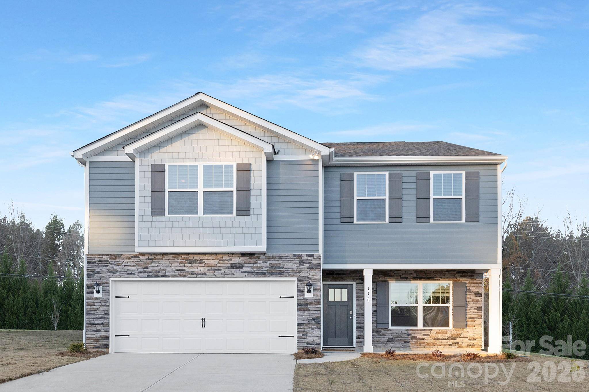 145 Ridgehaven DR, Waynesville, NC 28786