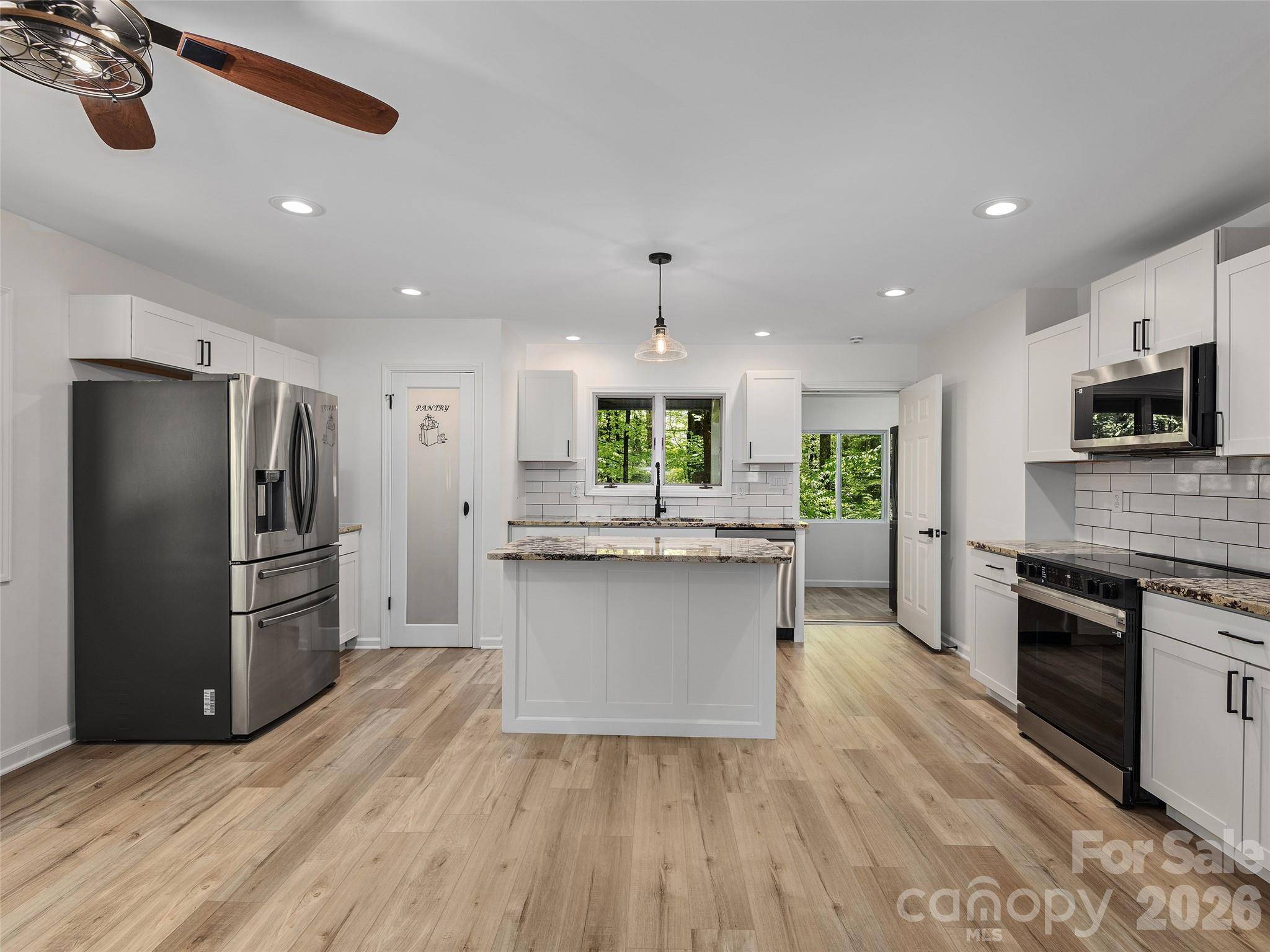 209 Ivy Hill RD, Hendersonville, NC 28792