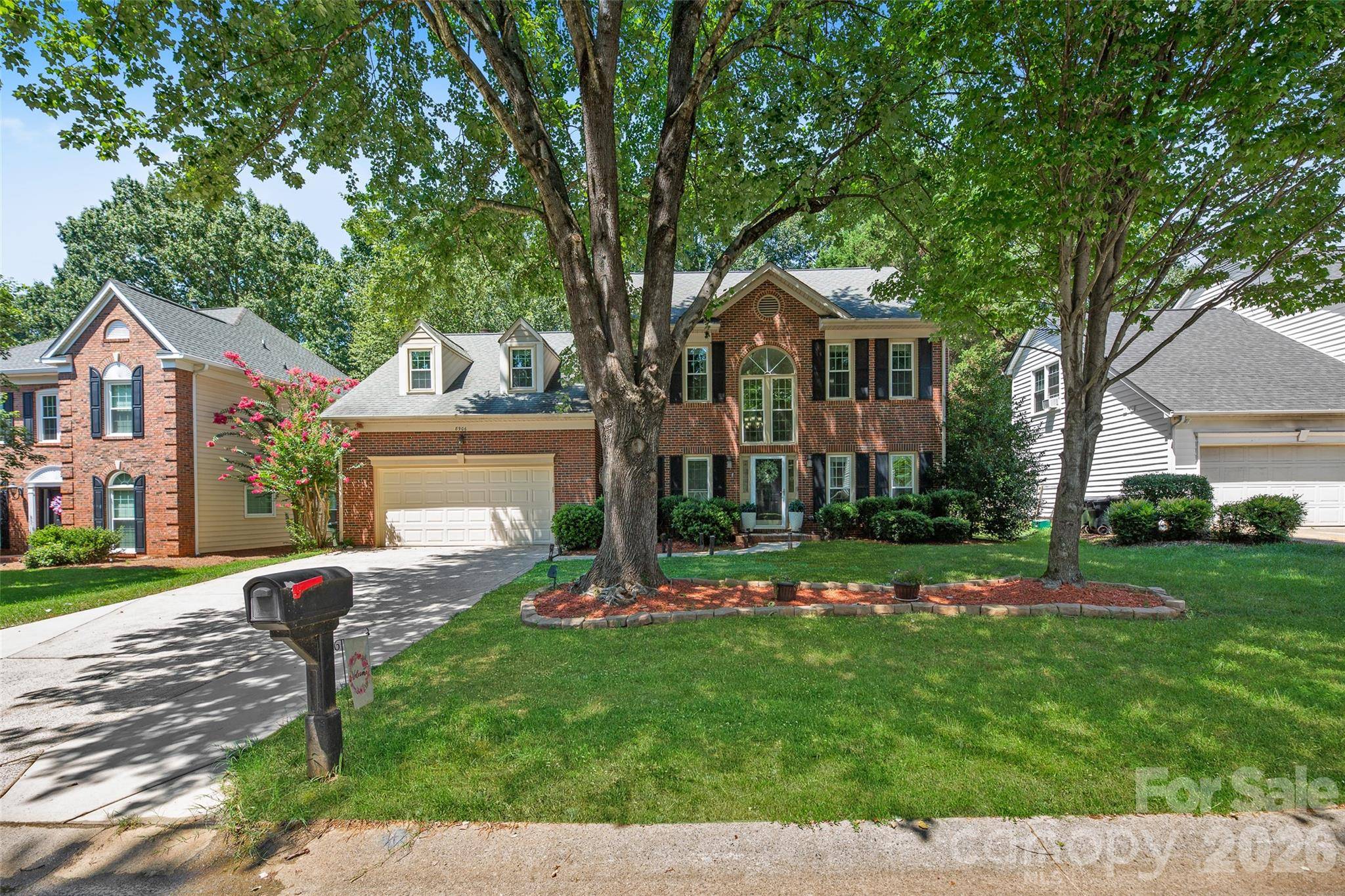 8906 Glade CT, Huntersville, NC 28078