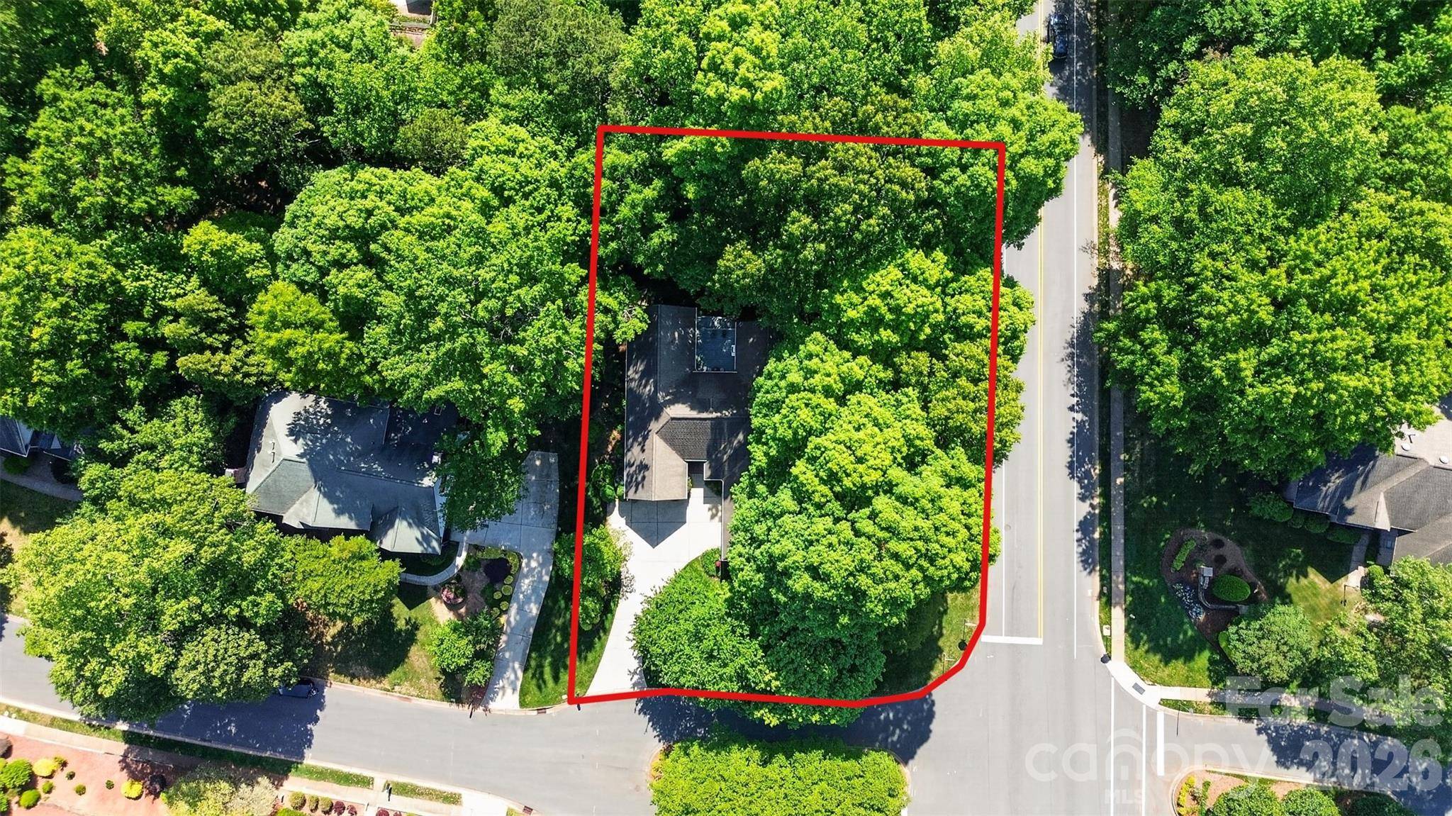 8902 Taunton DR, Huntersville, NC 28078