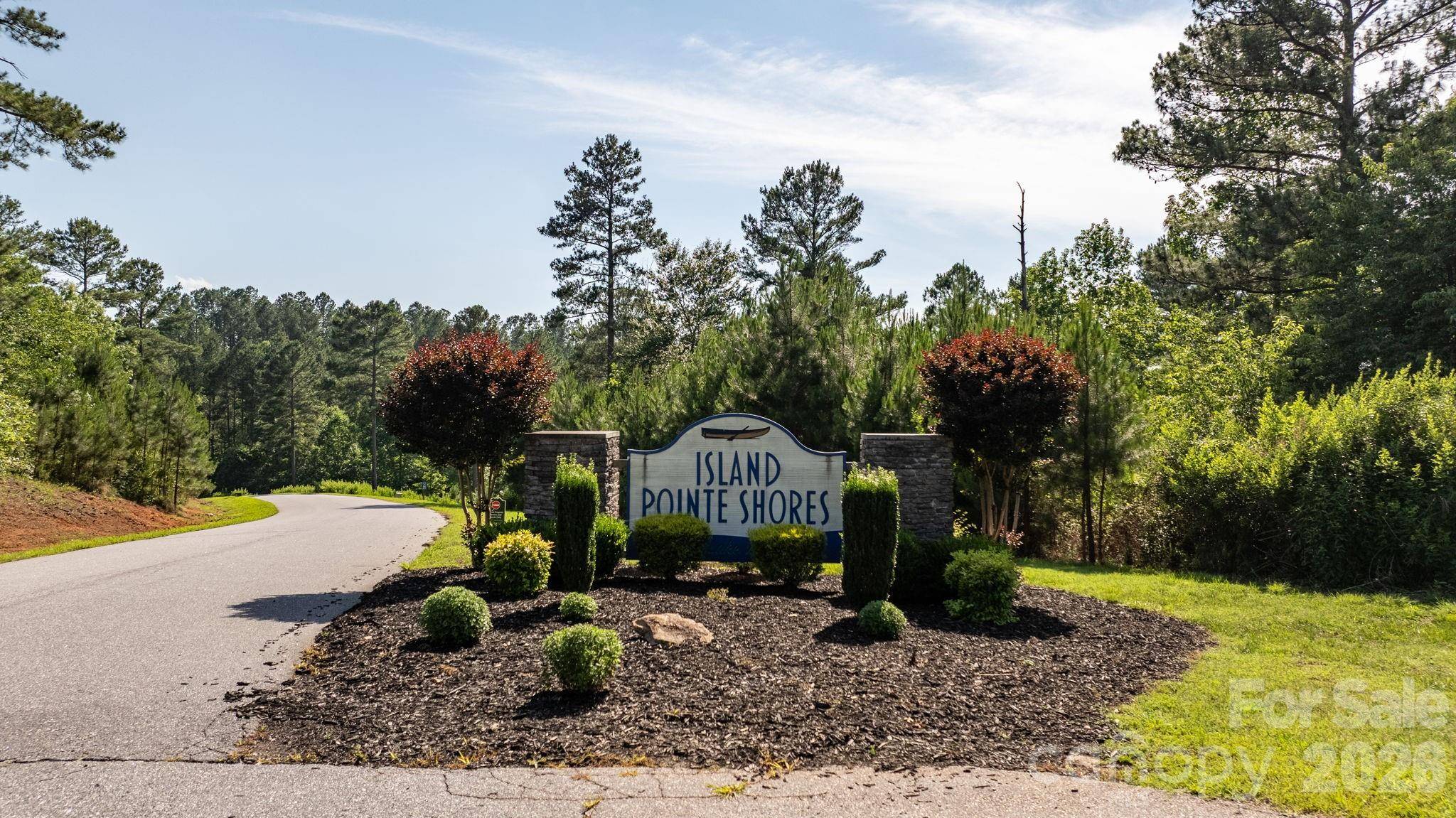 2259 Island View LN, Connelly Springs, NC 28612