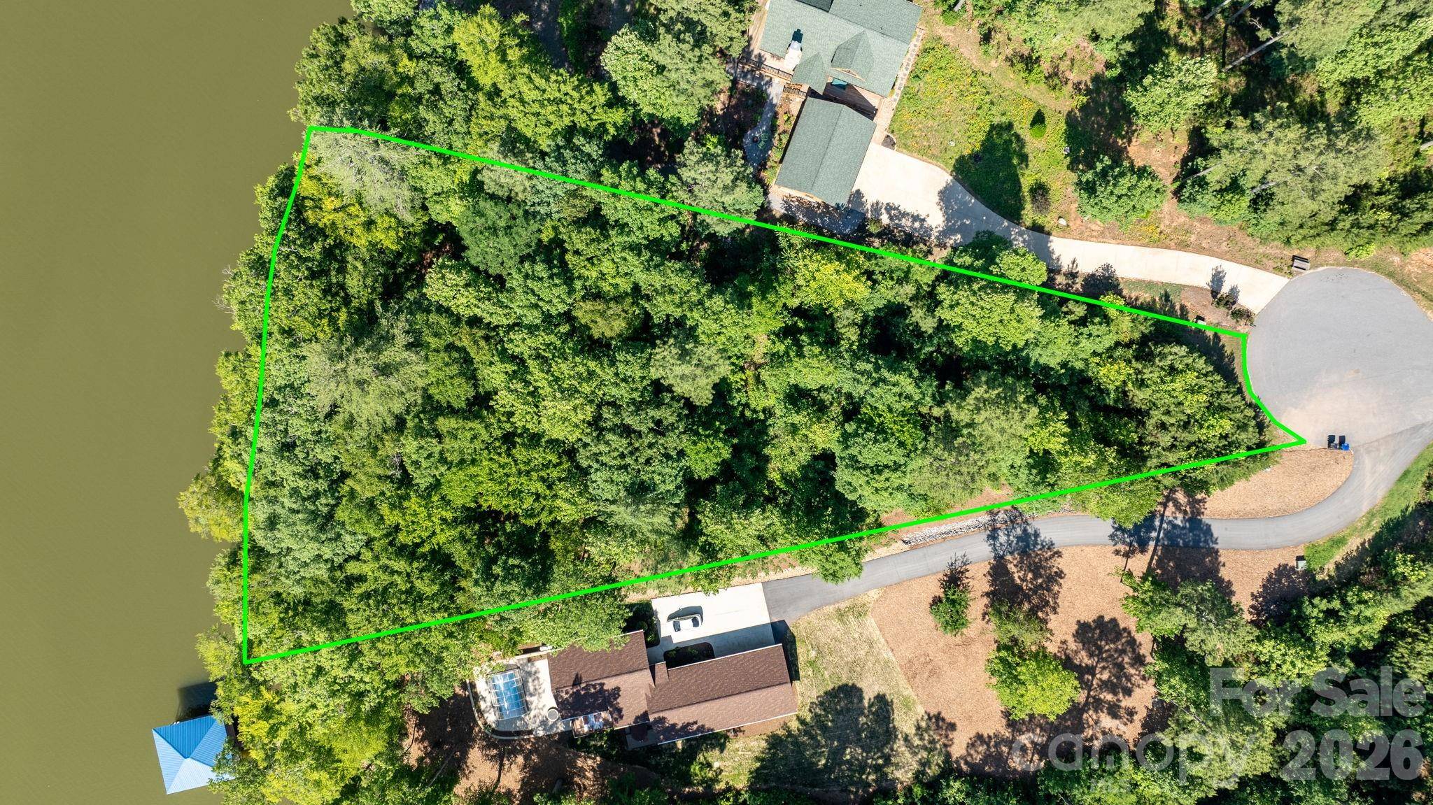2259 Island View LN, Connelly Springs, NC 28612