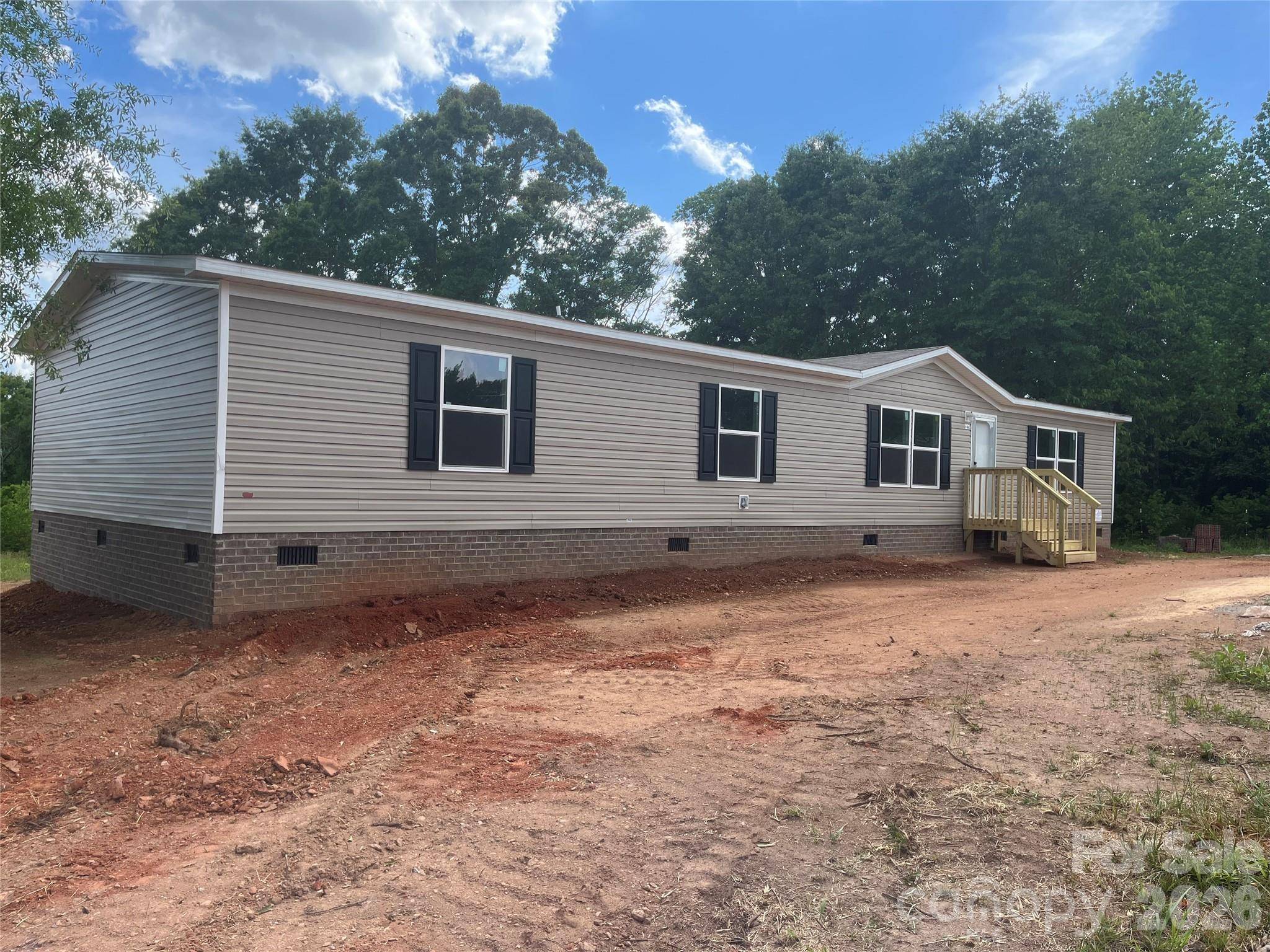 152 Omni RD, Gaffney, SC 29341