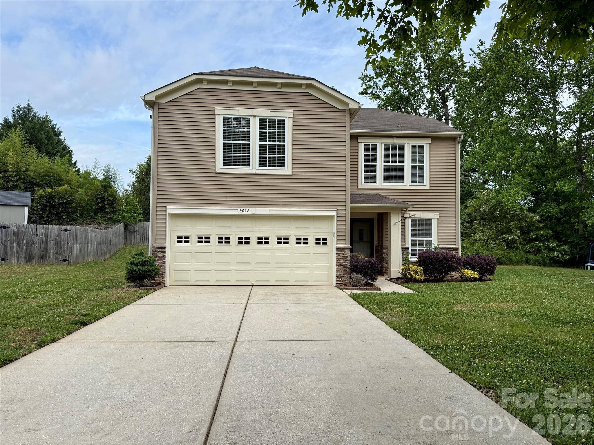 4219 Shasta CIR, Clover, SC 29710