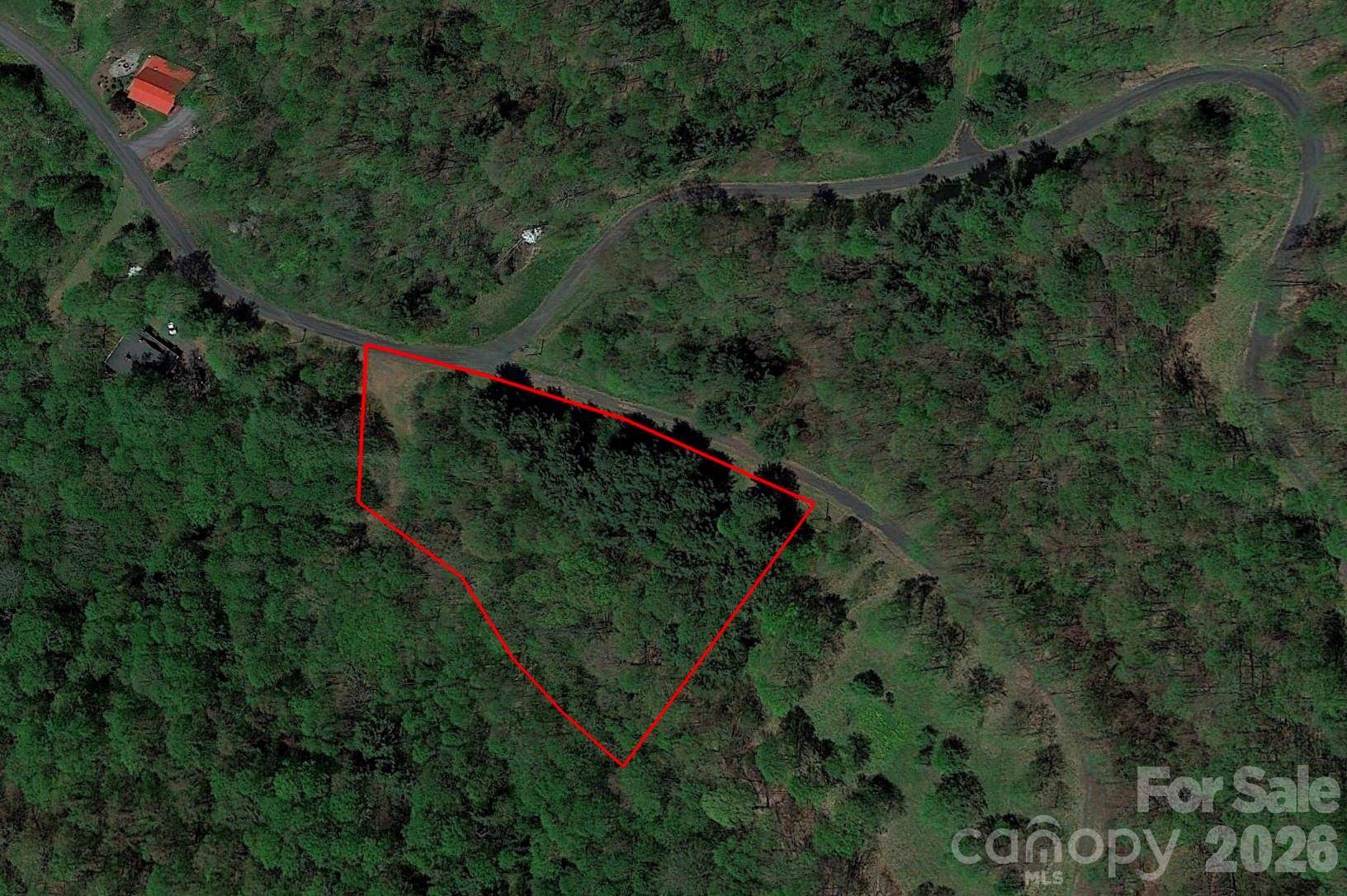 00000 Apple Farm RD, Bakersville, NC 28705