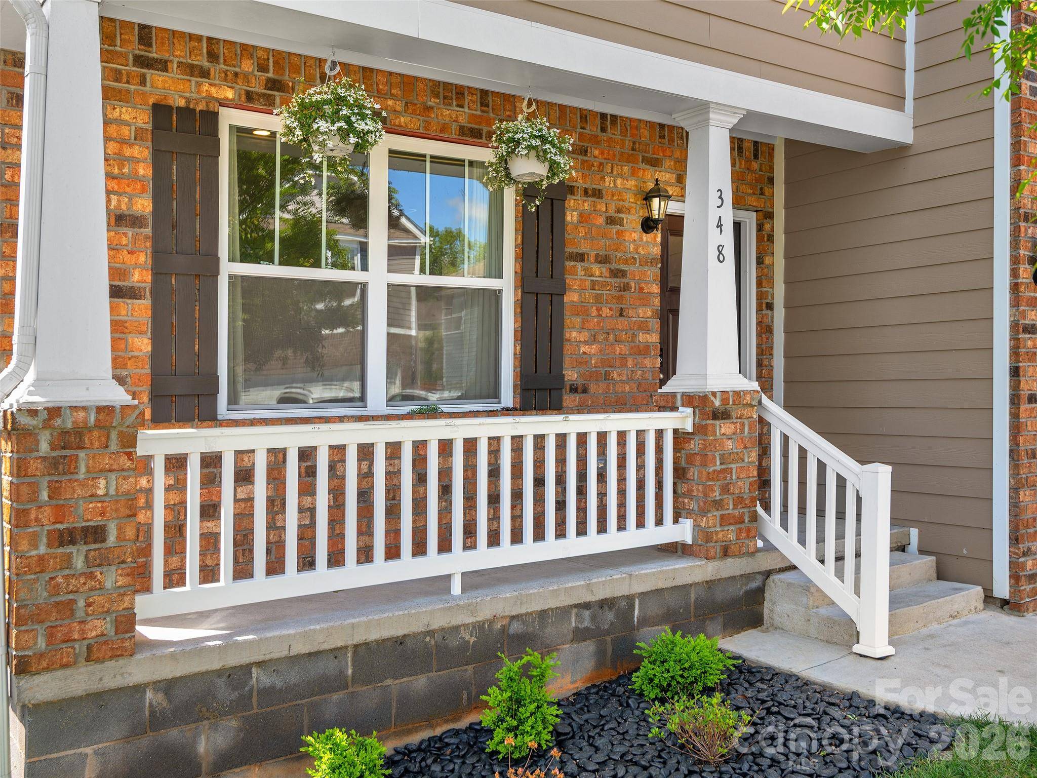 348 Tavernier LN, Candler, NC 28715