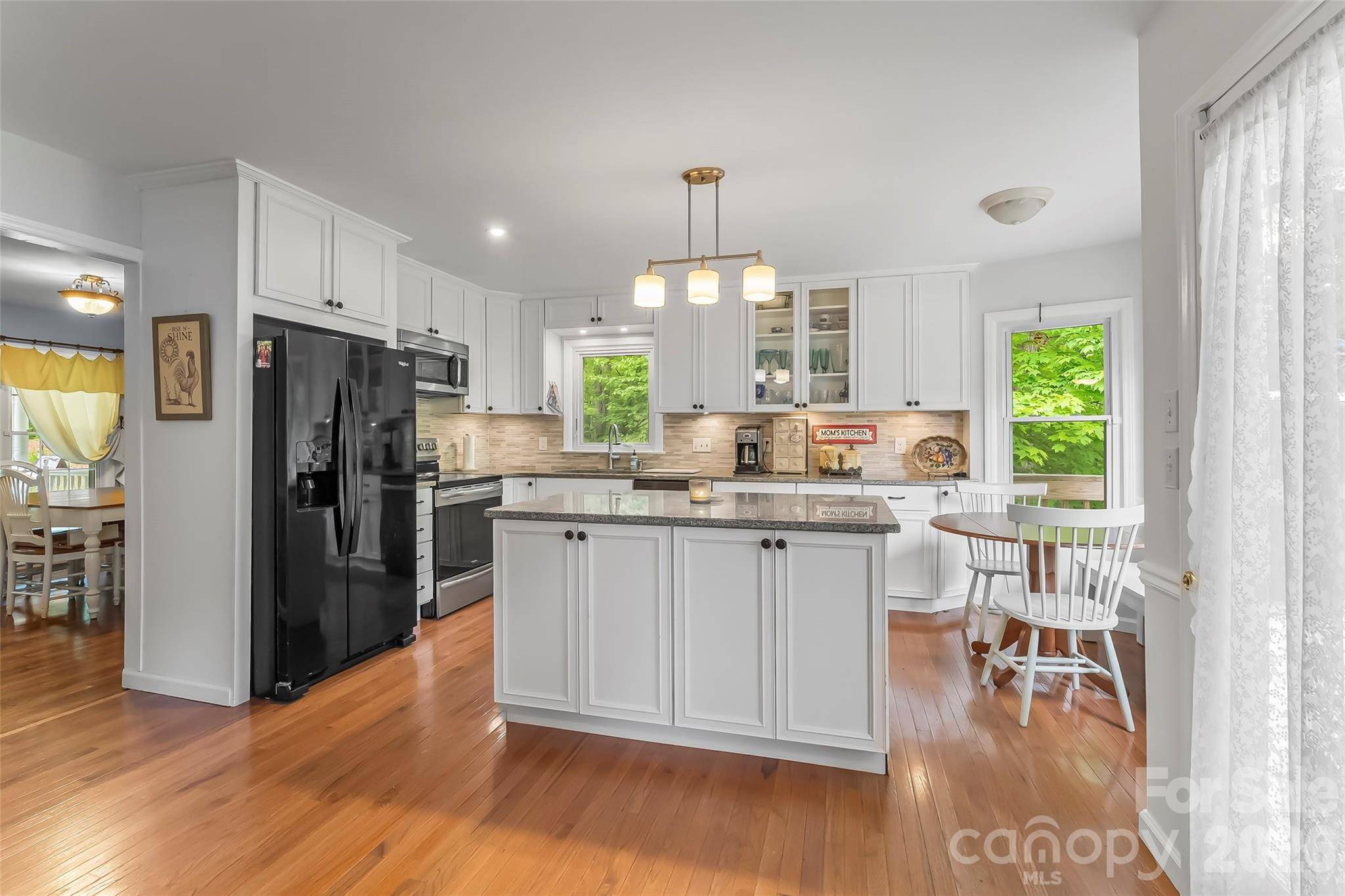808 Lakey Gap RD, Black Mountain, NC 28711