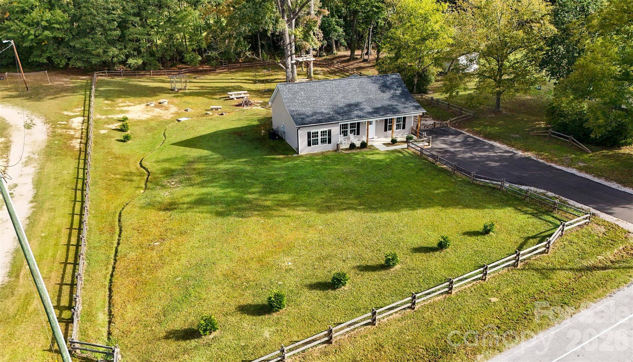 214 W Church ST, Jefferson, SC 29718
