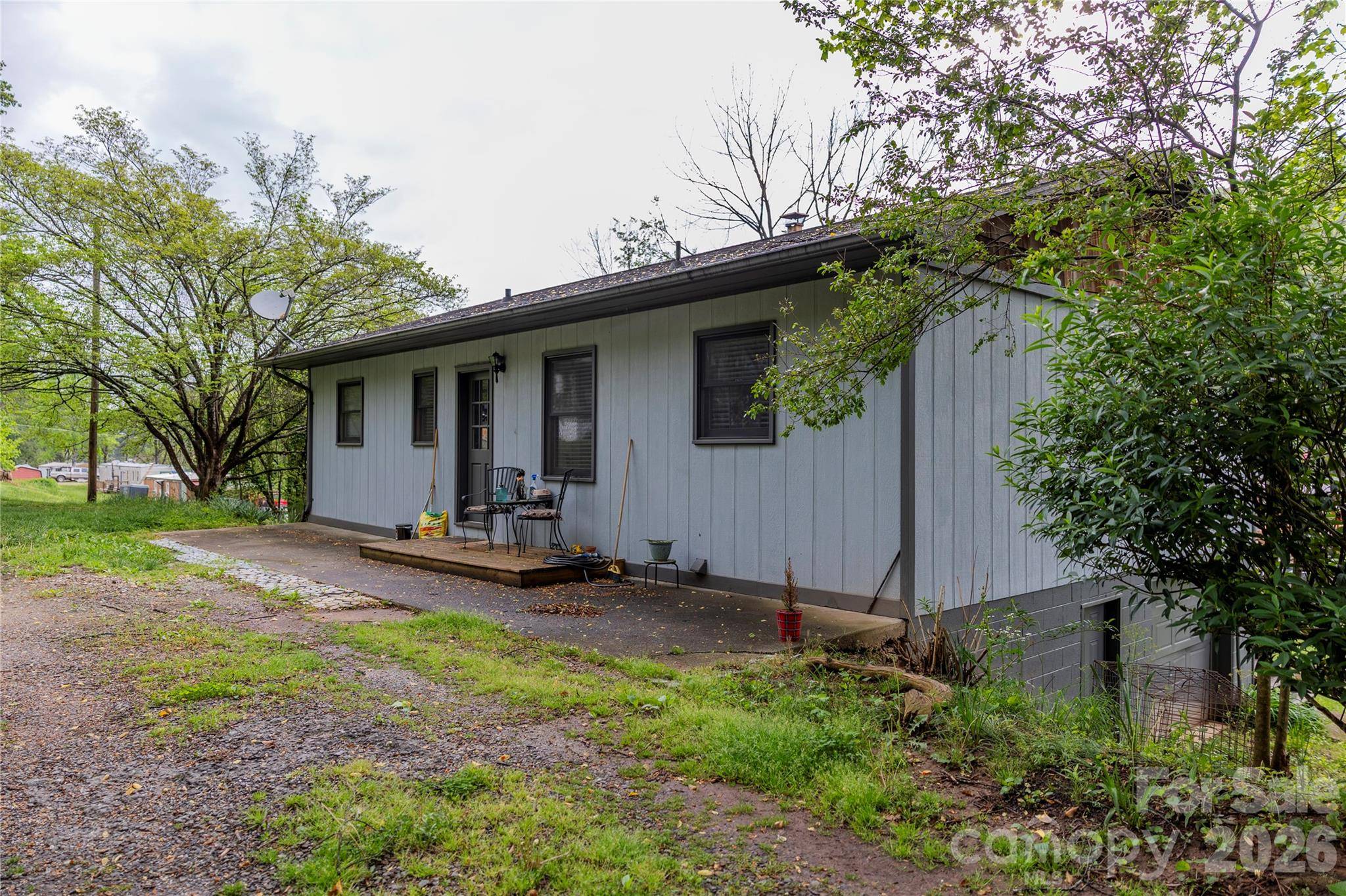 57 Gribble RD, Franklin, NC 28734