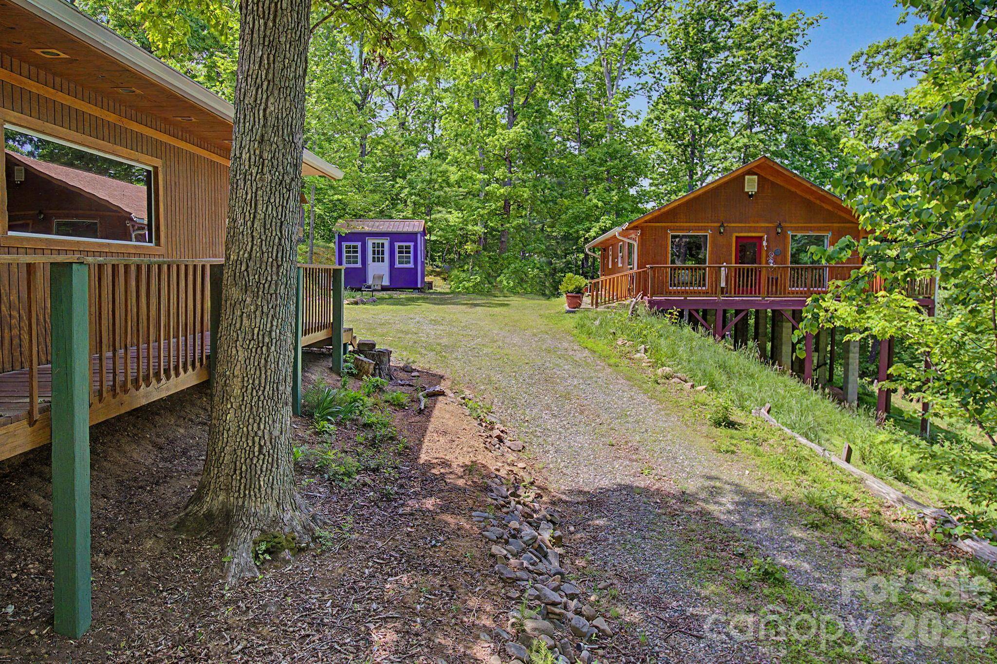 288 Rebel DR, Hot Springs, NC 28743