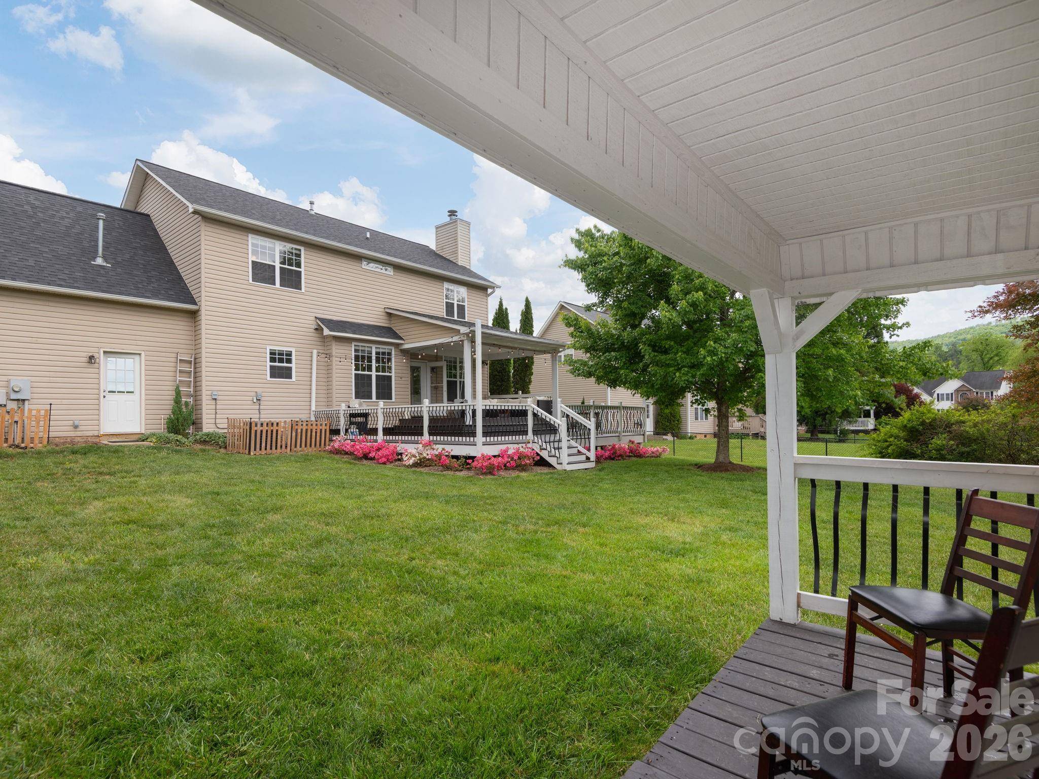288 Walnut Crest RD, Fletcher, NC 28732