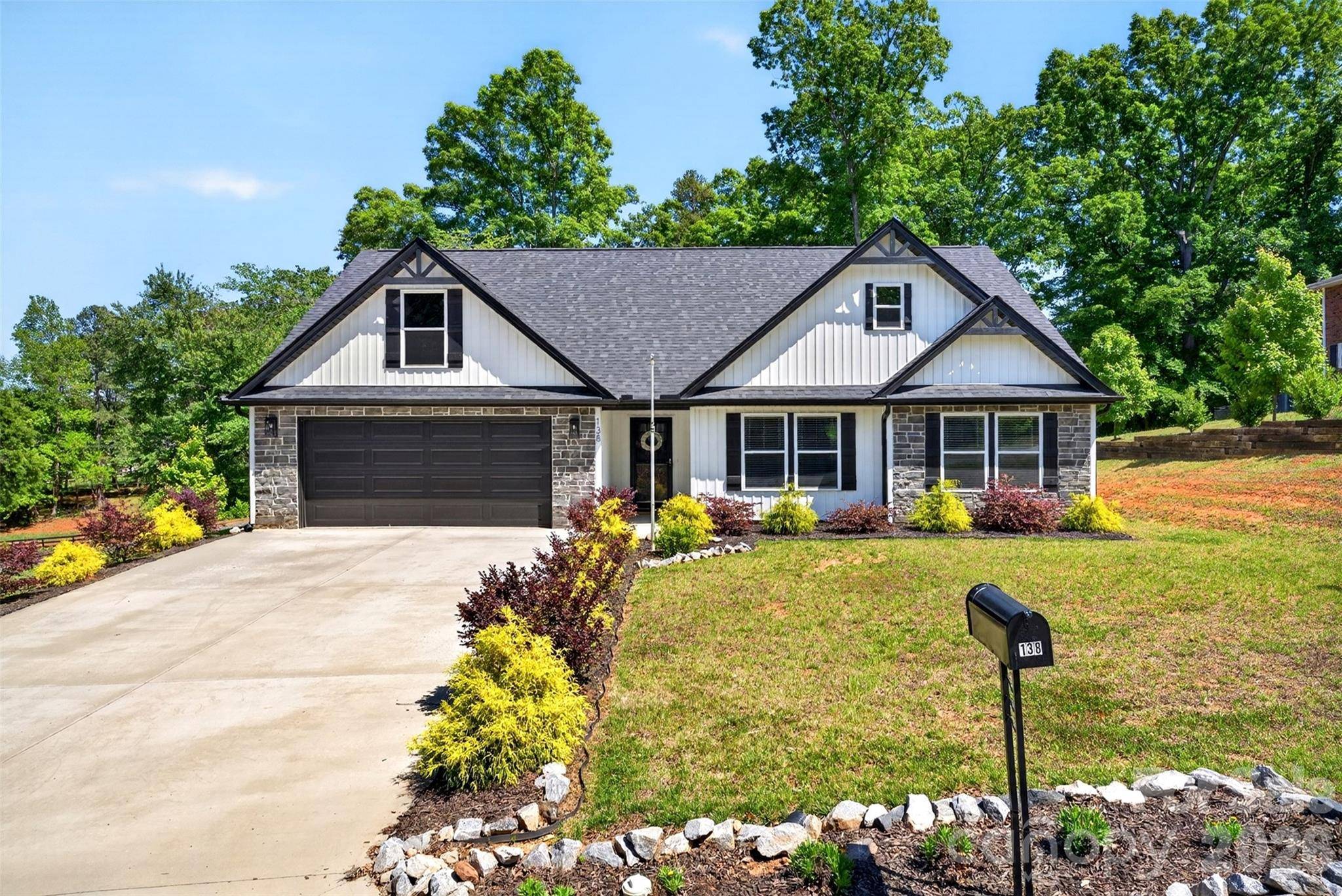 138 Kasler RD, Cowpens, SC 29330