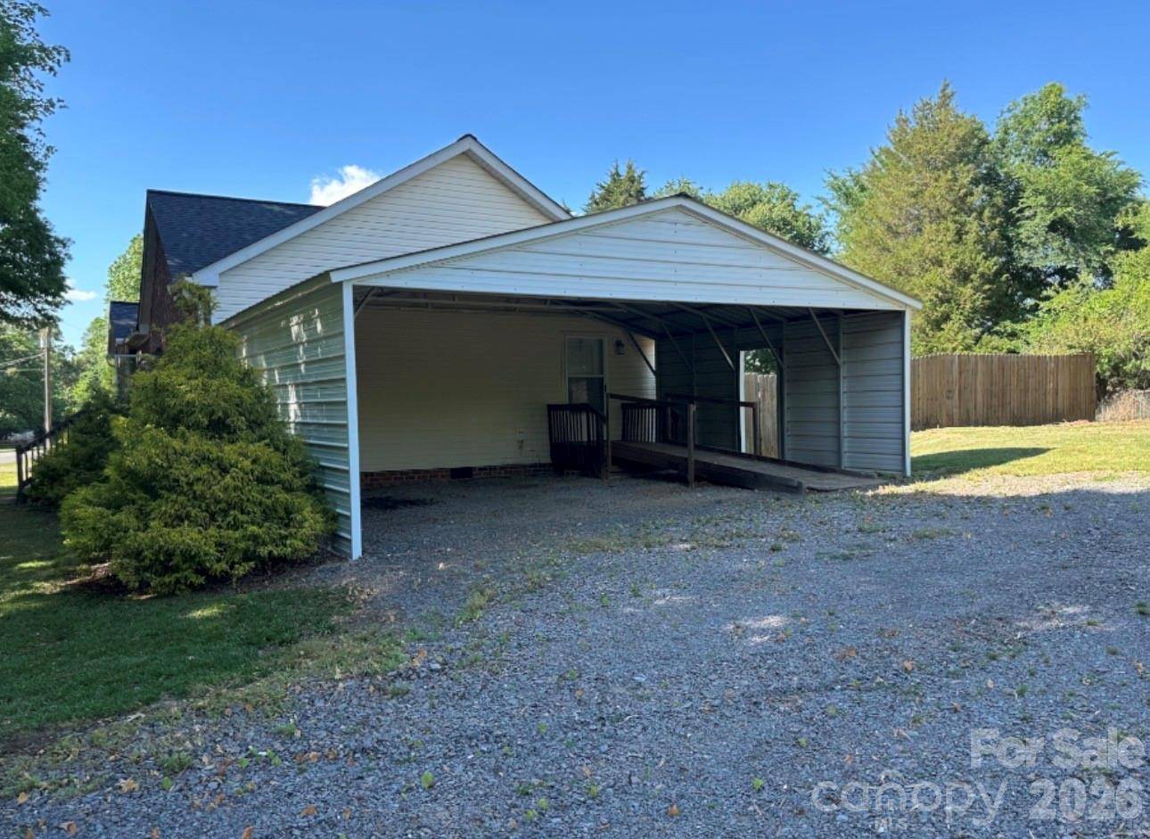 172 Jesse King RD, Advance, NC 27006