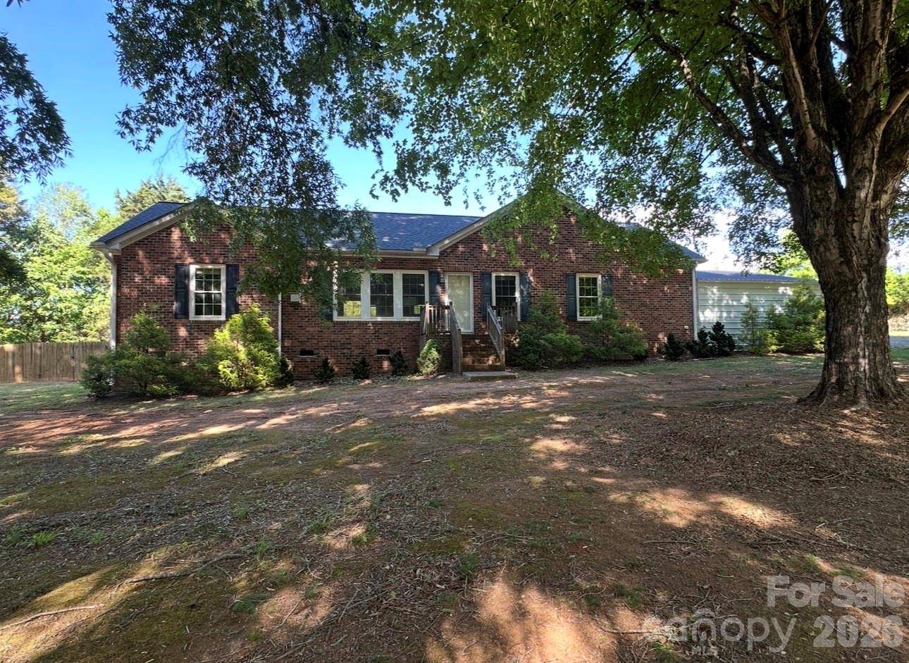 172 Jesse King RD, Advance, NC 27006