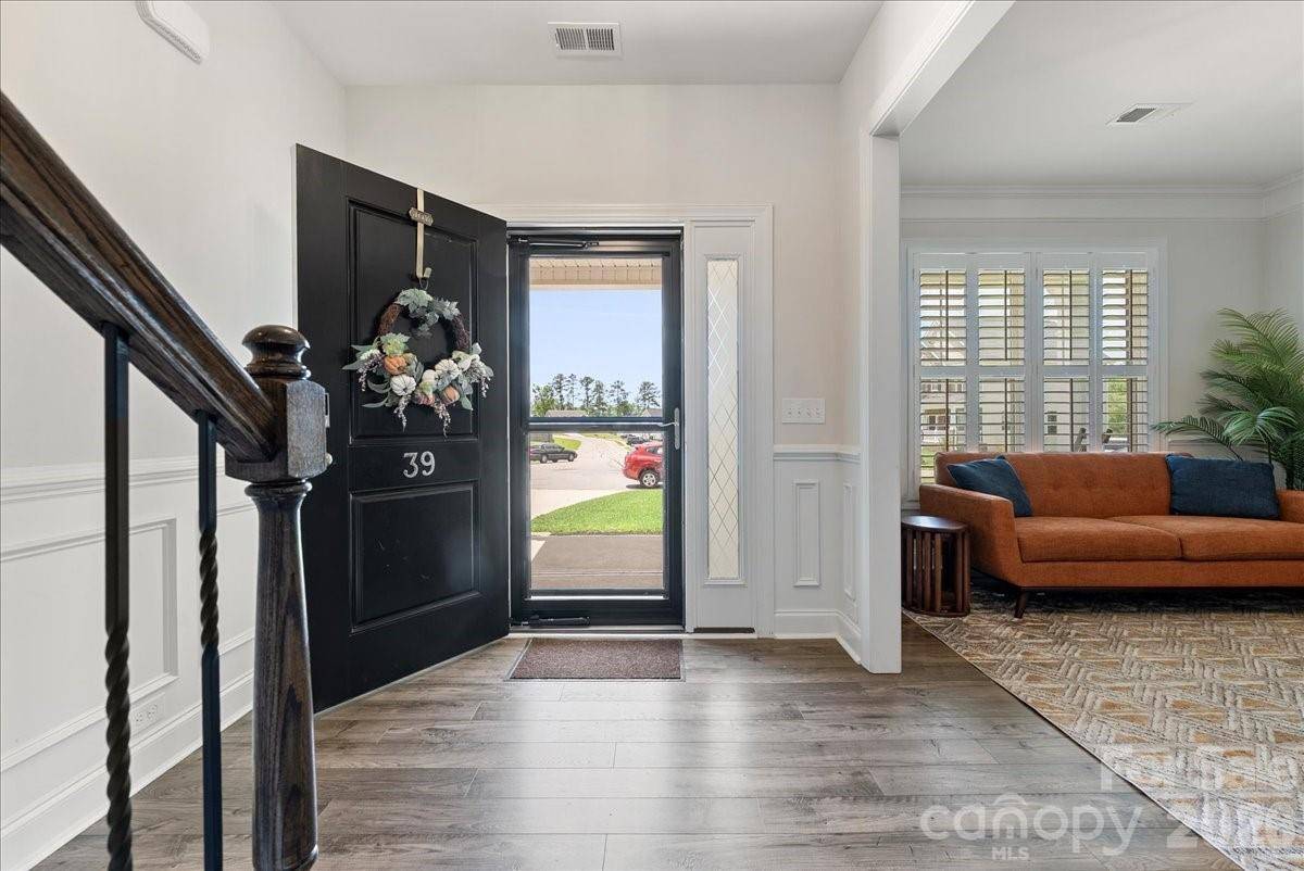 39 Hanging Leaf CT, Blythewood, SC 29016