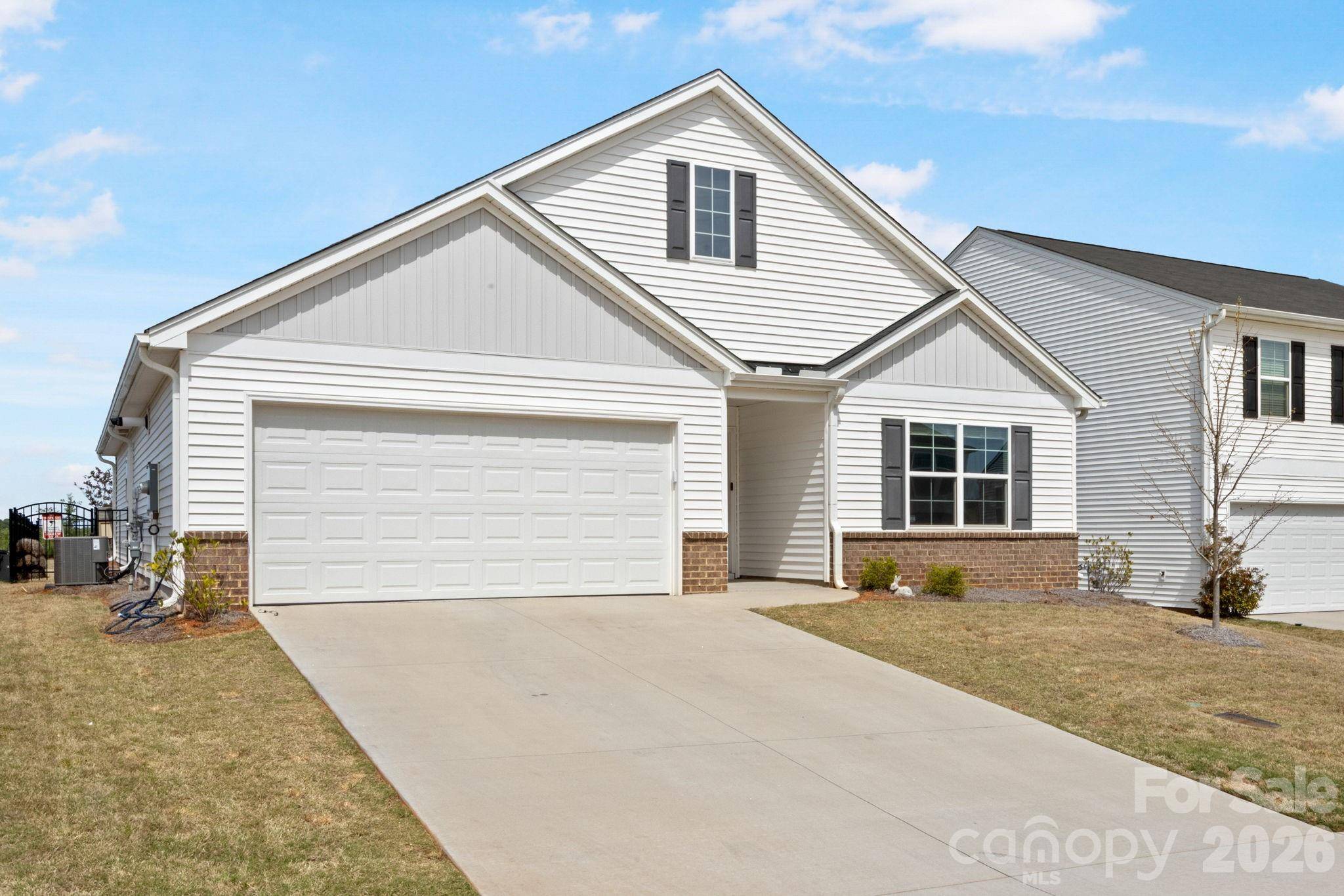 116 Ella LN, Easley, SC 29640