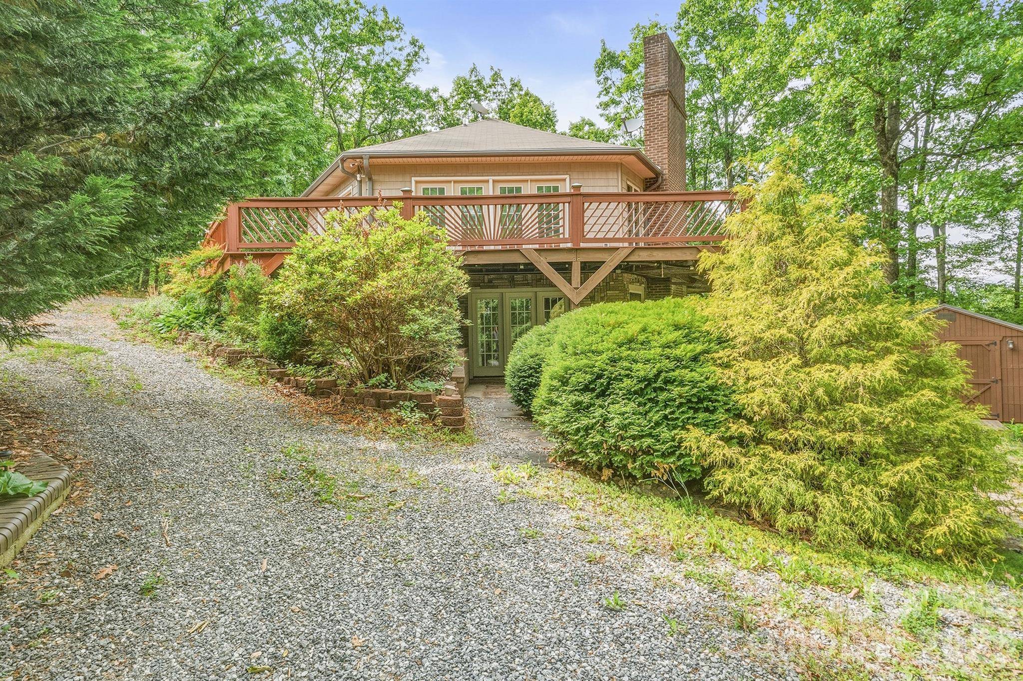 3190 Holly RD, Connelly Springs, NC 28612