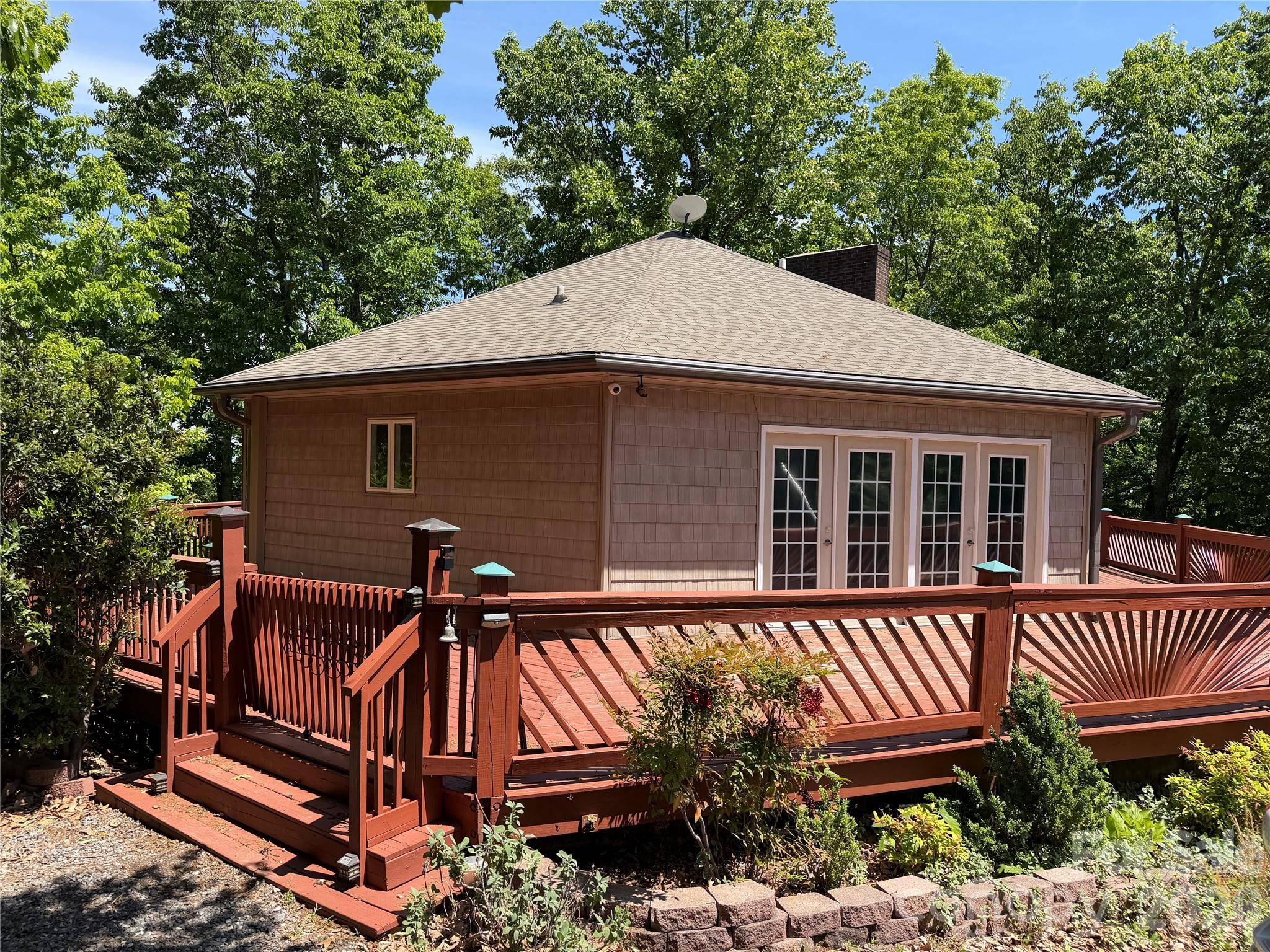 3190 Holly RD, Connelly Springs, NC 28612