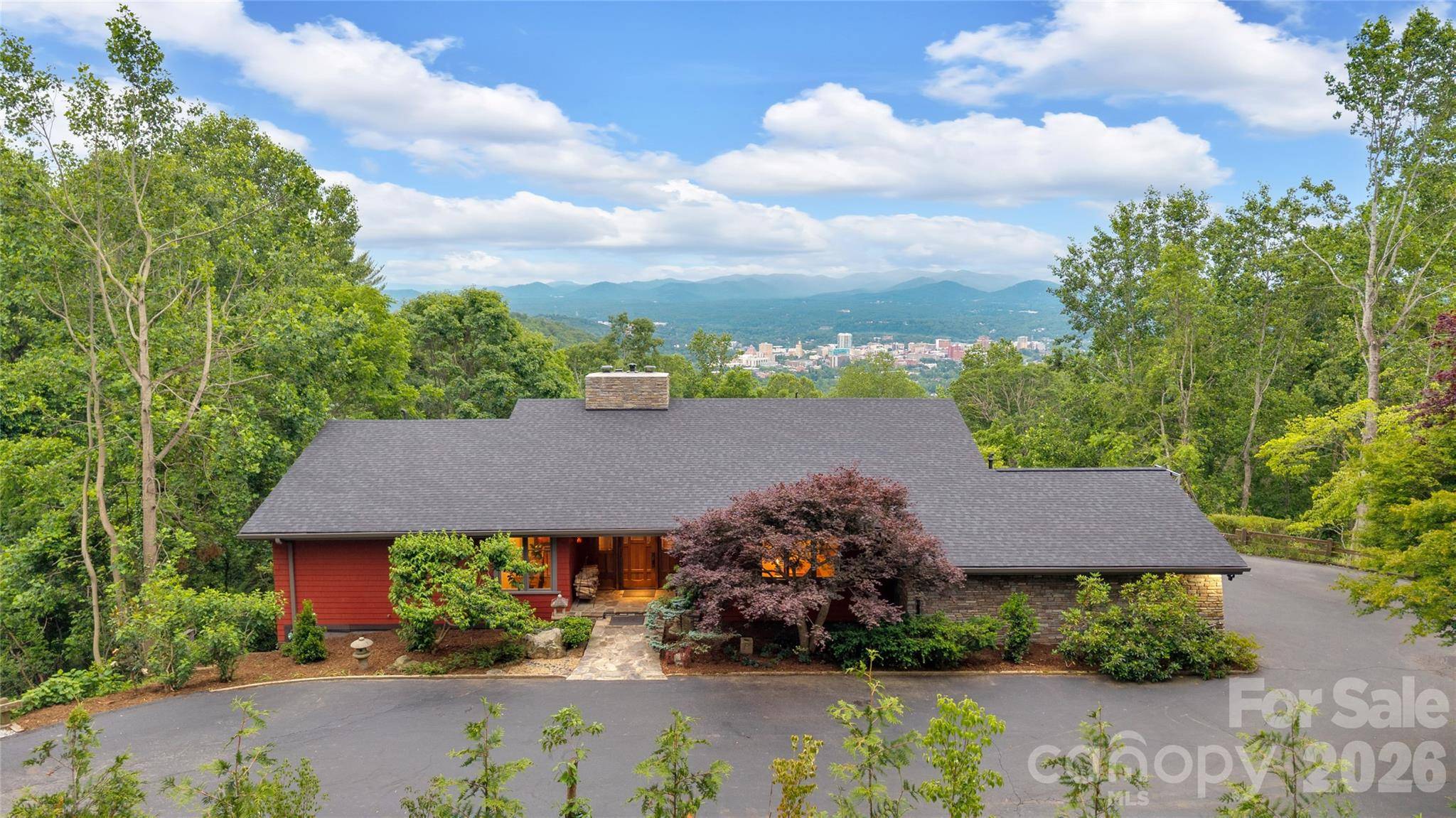 24 Westhaven DR, Asheville, NC 28804