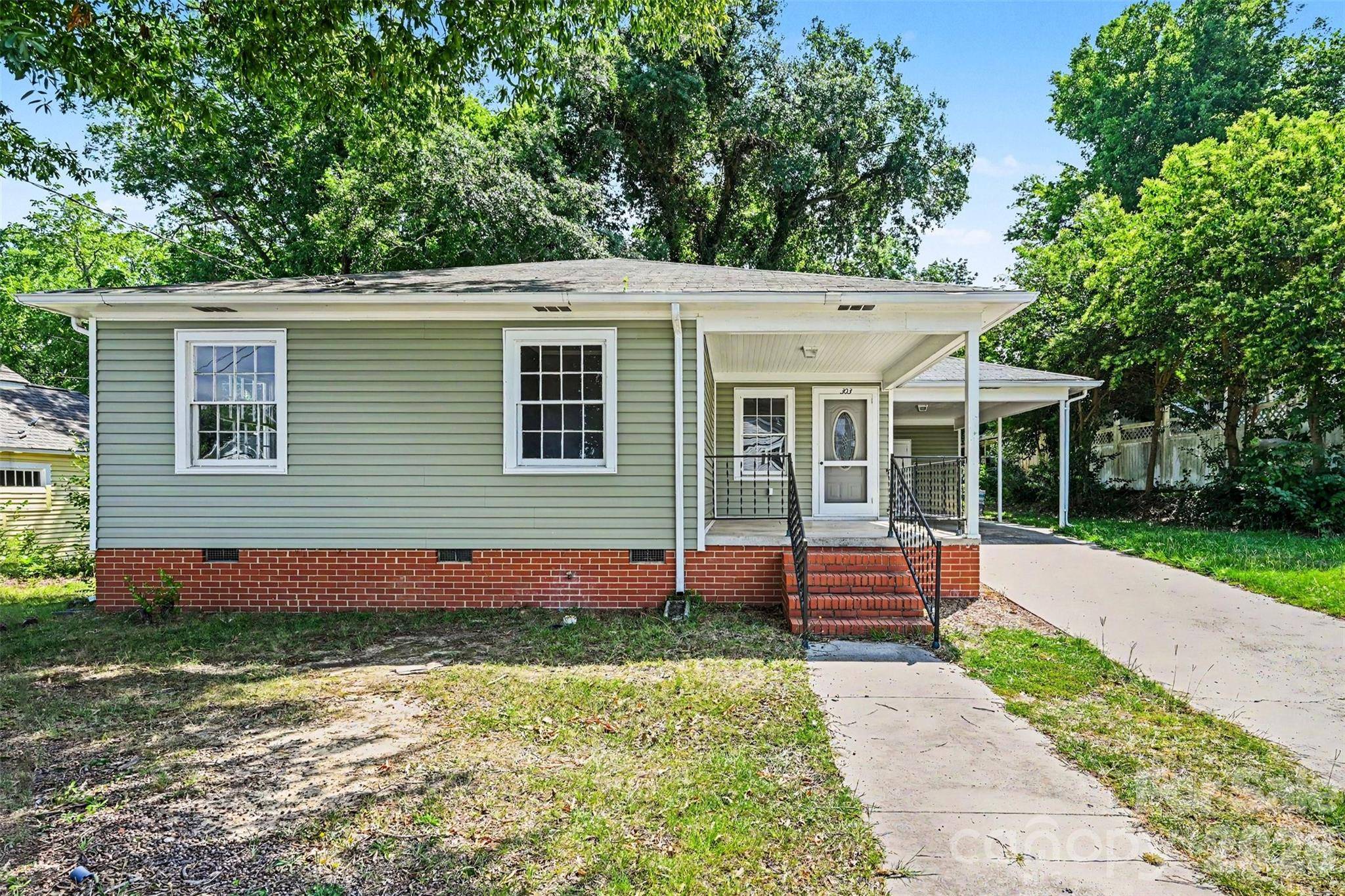 303 N White ST, Lancaster, SC 29720