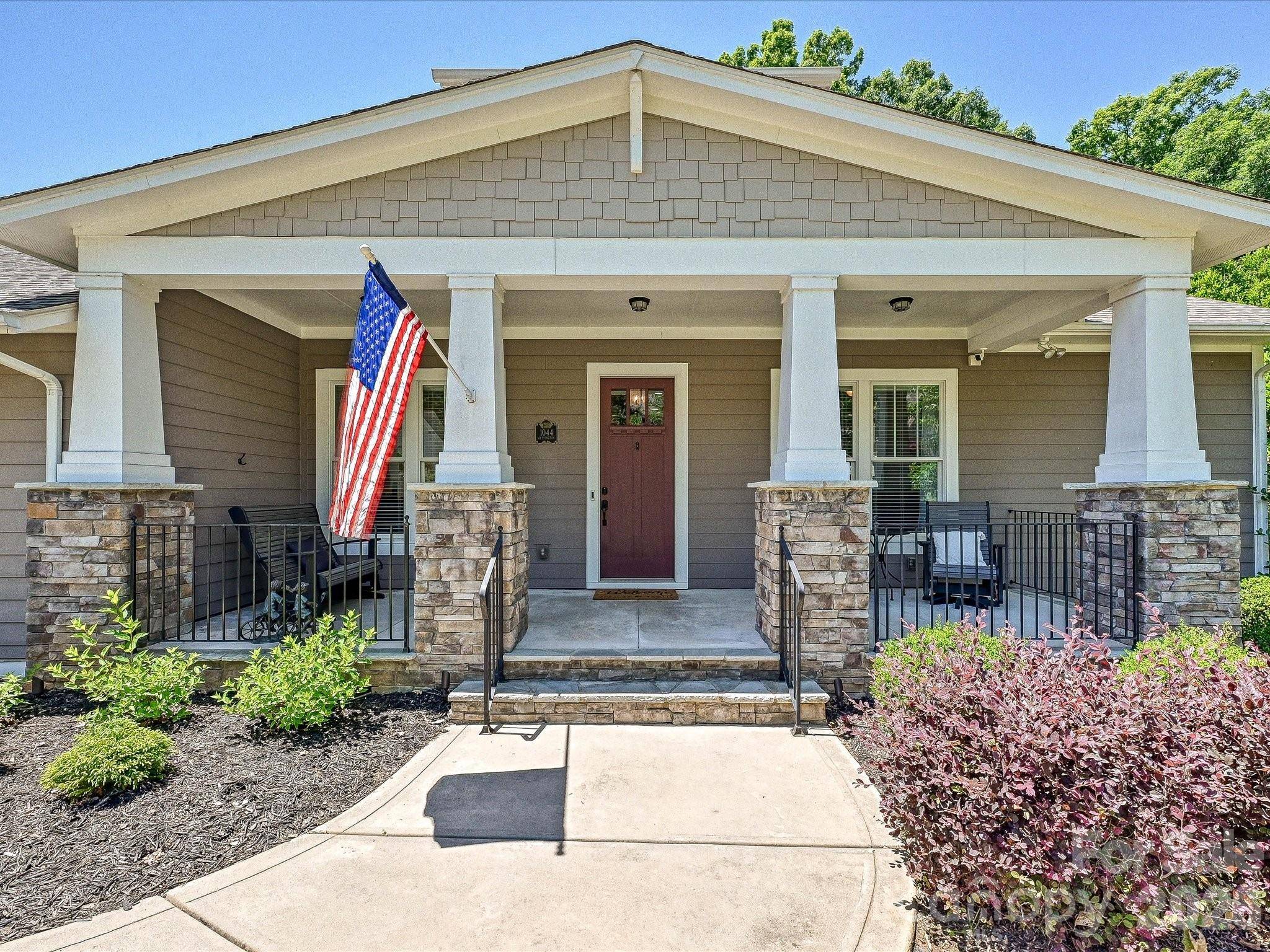 1044 Wessington Manor LN, Fort Mill, SC 29715
