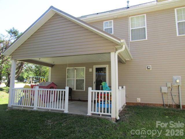 402 Trillium CT SW #1, Conover, NC 28613