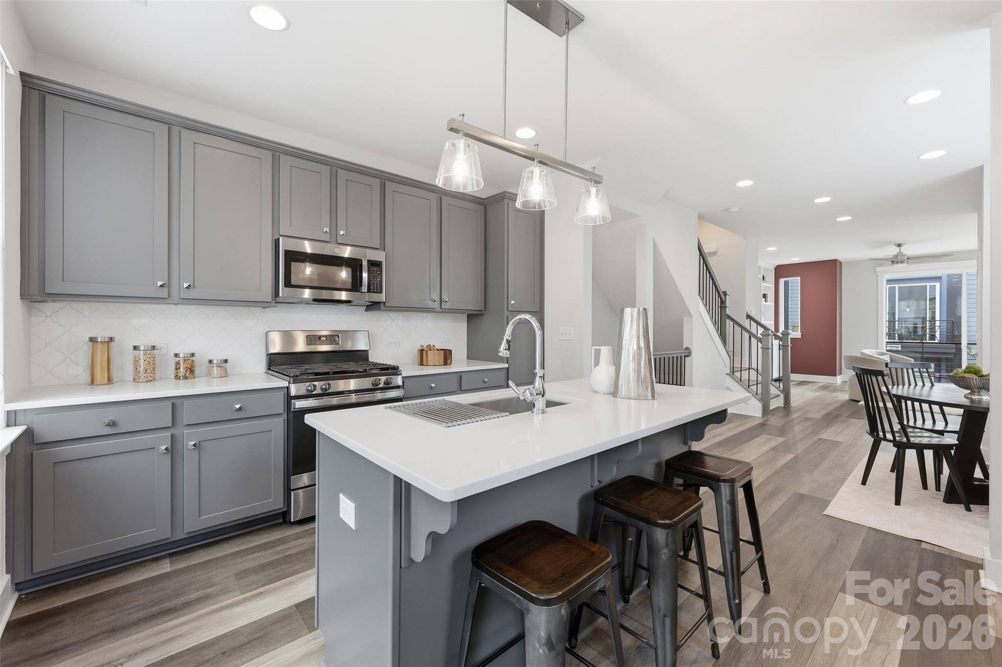 2148 Electric LN, Charlotte, NC 28205