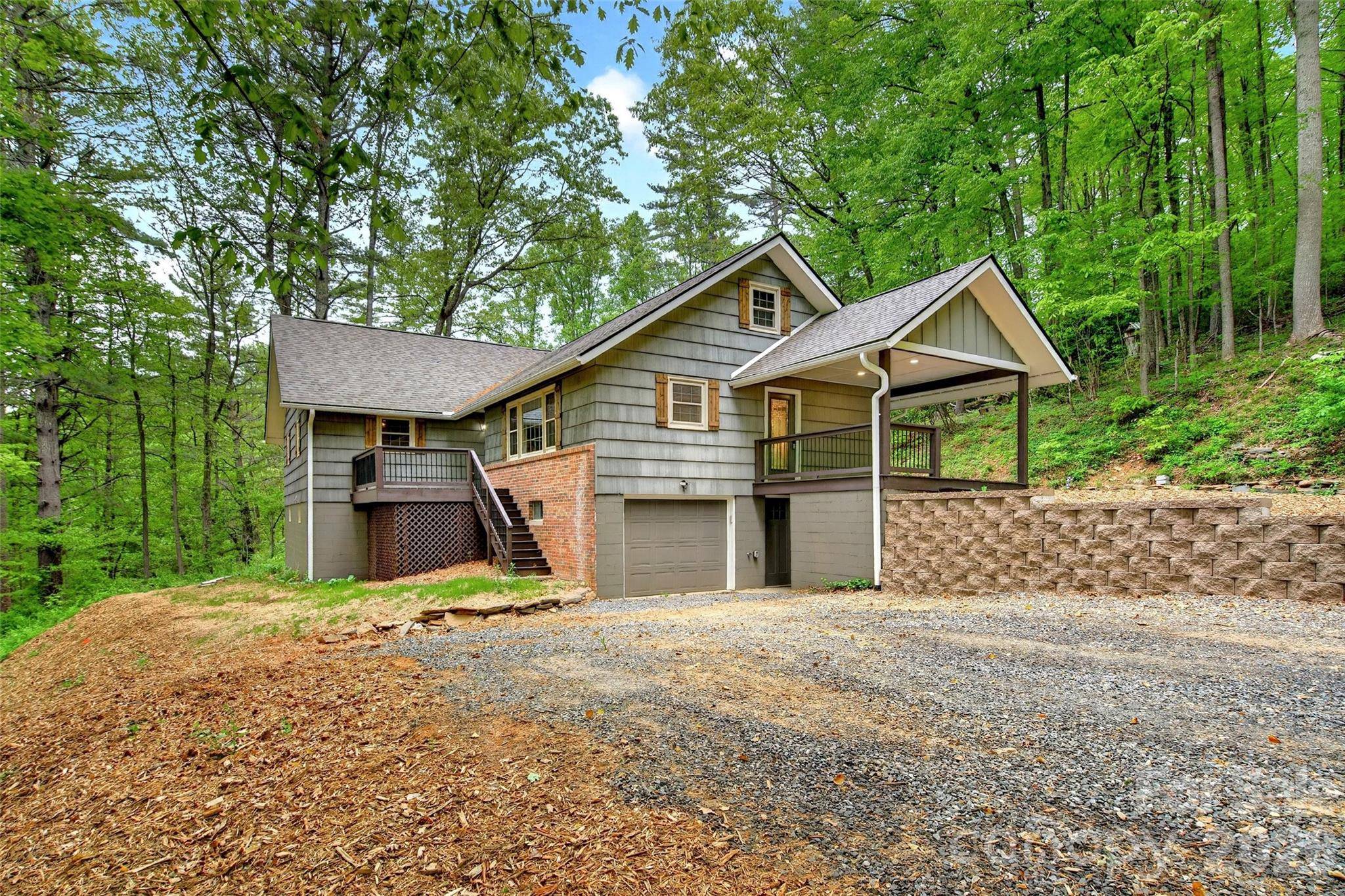 3781 S 226 HWY, Bakersville, NC 28705