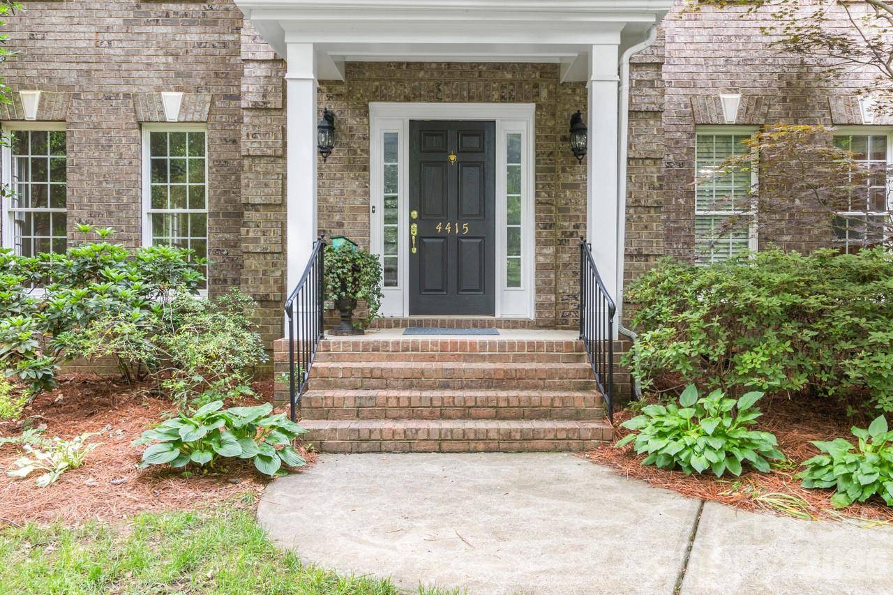 4415 Everclear CT, Charlotte, NC 28216